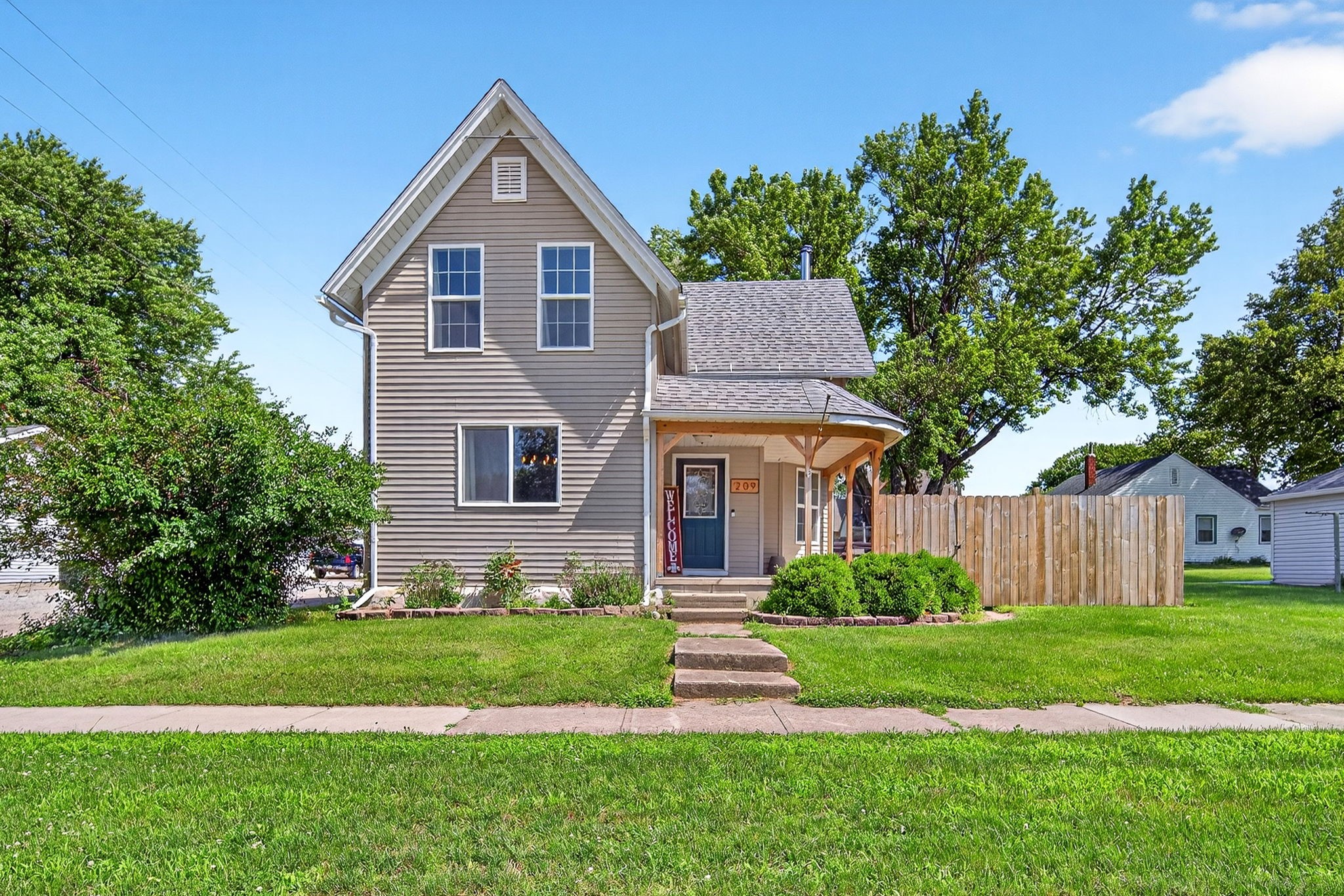 209 W Jackson Street