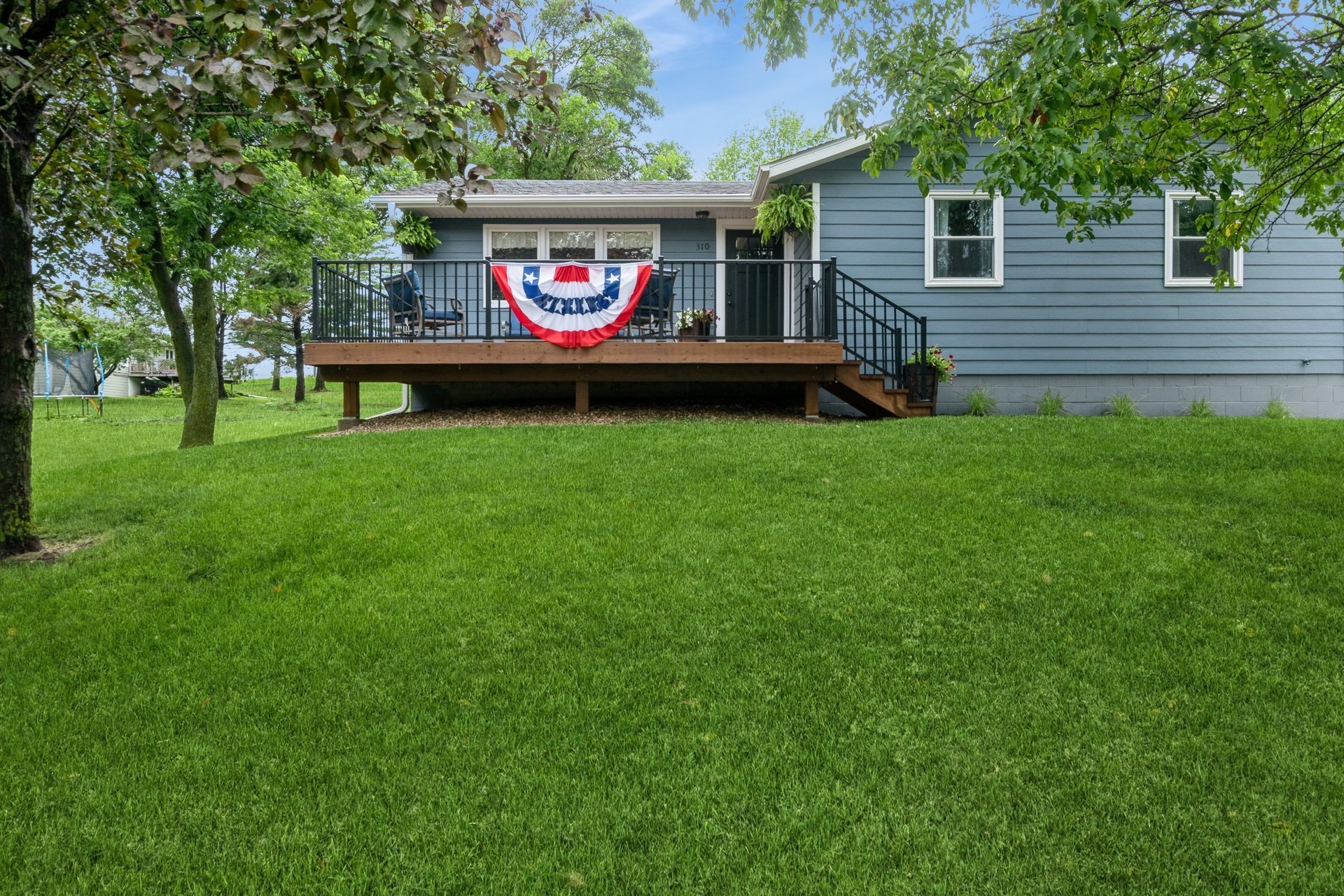 310 SE 3rd Street