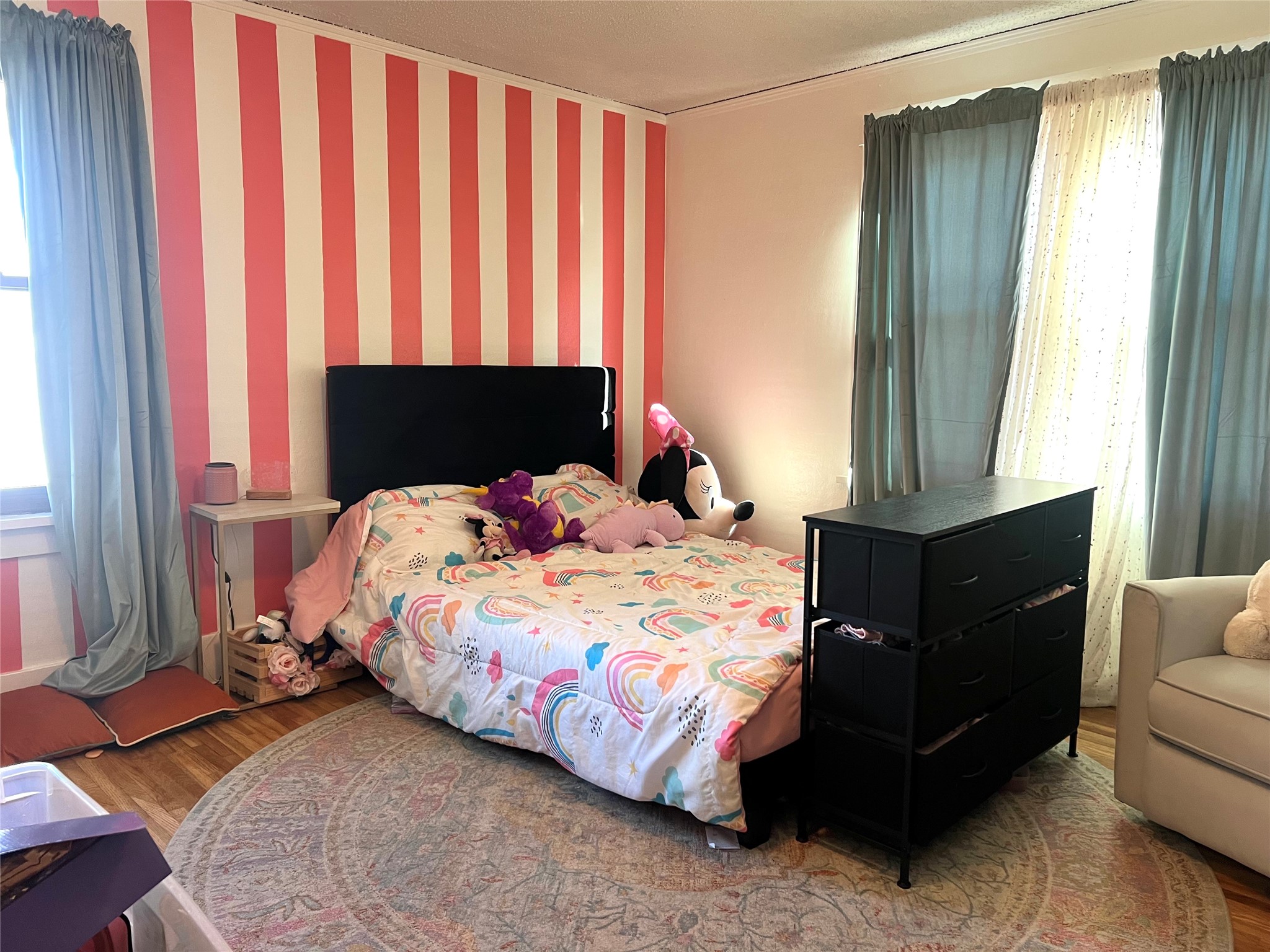 305 S 4th Street