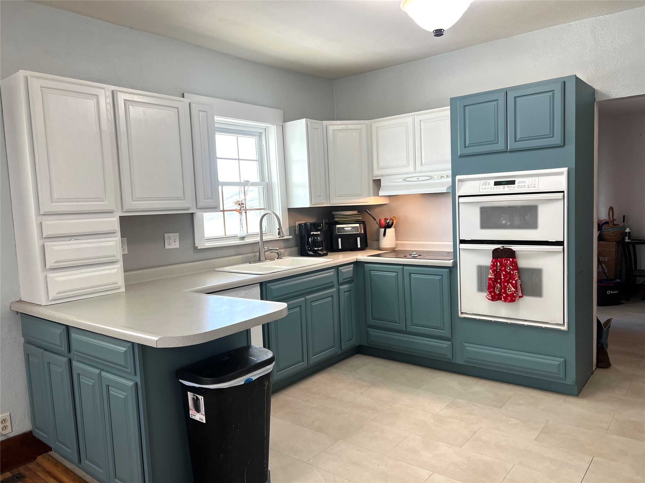 305 S 4th Street