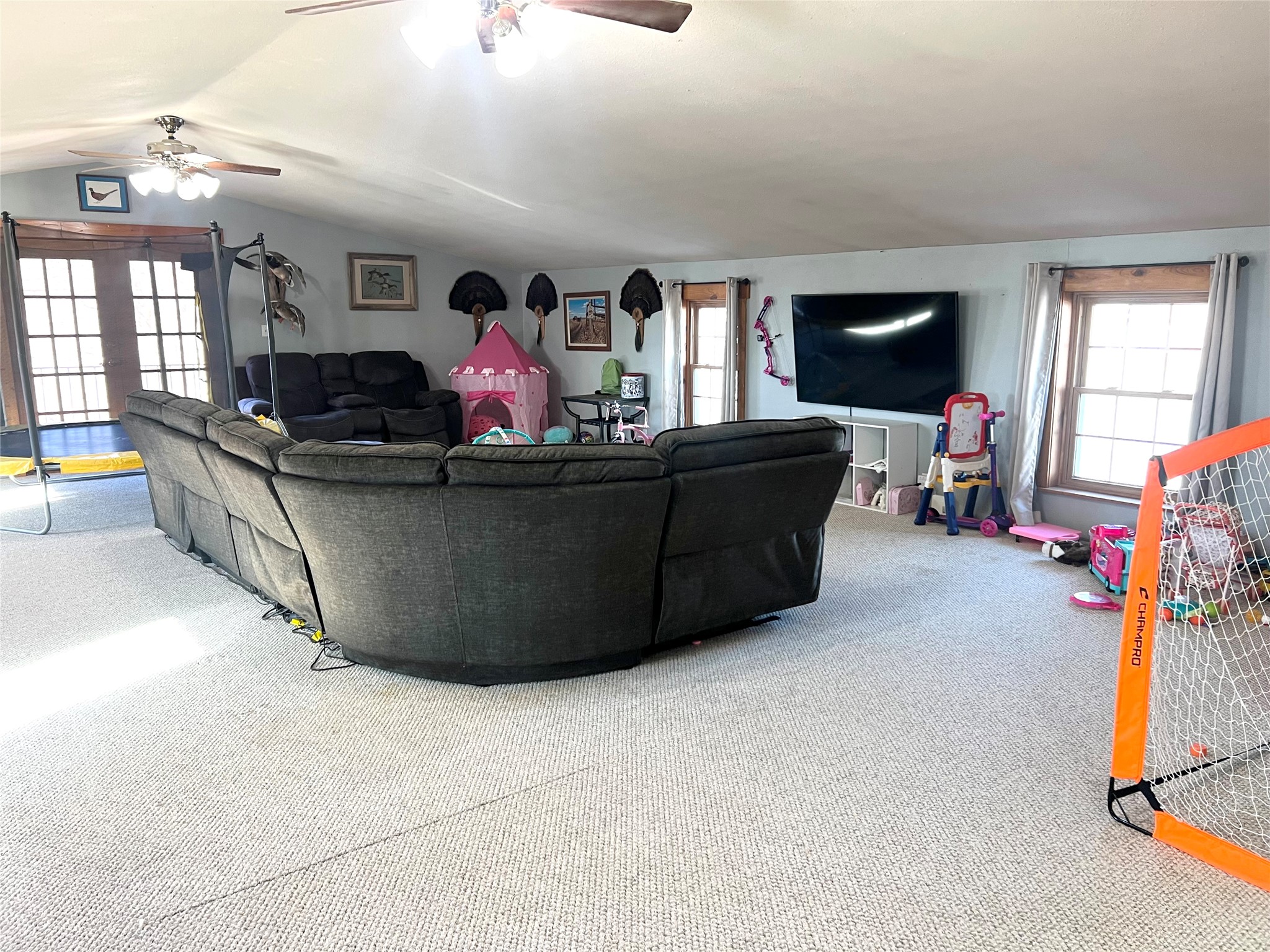 305 S 4th Street