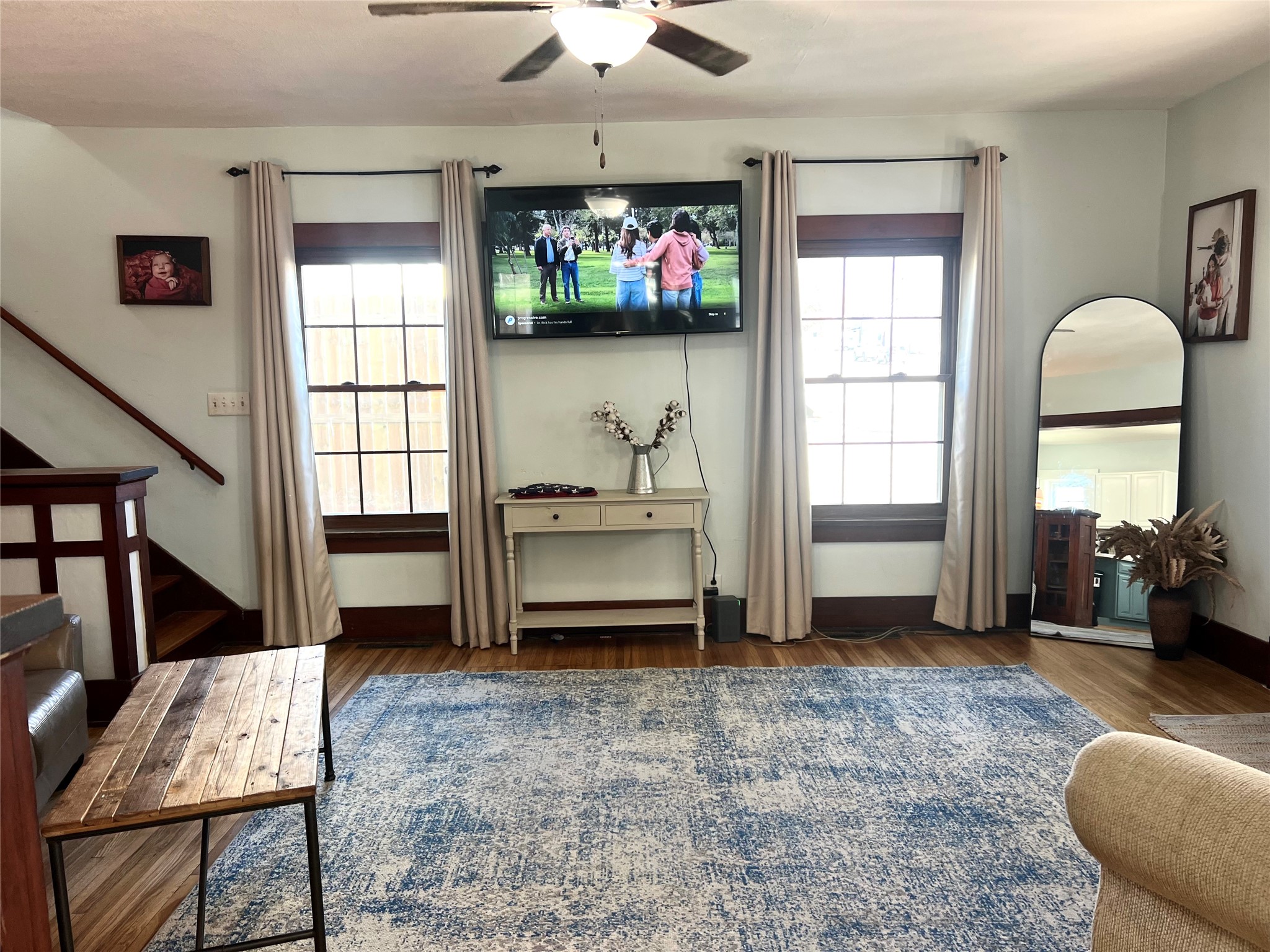 305 S 4th Street