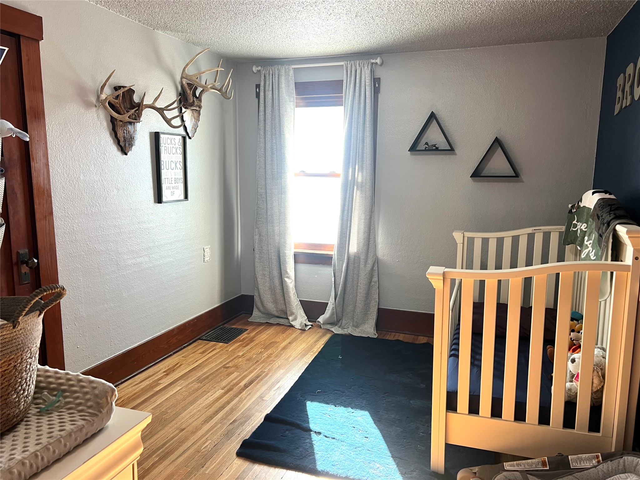 305 S 4th Street