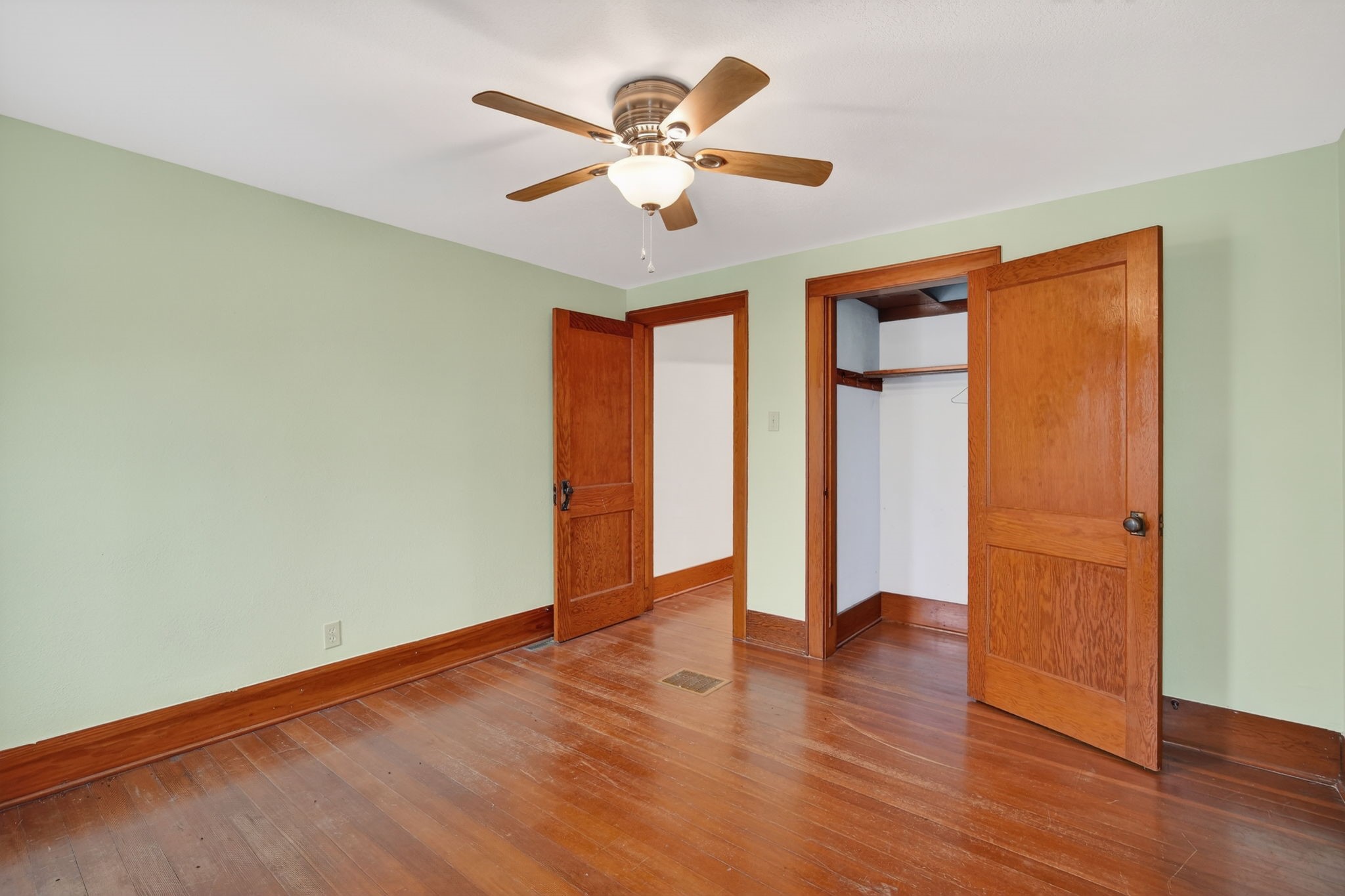 1995 Maple Avenue