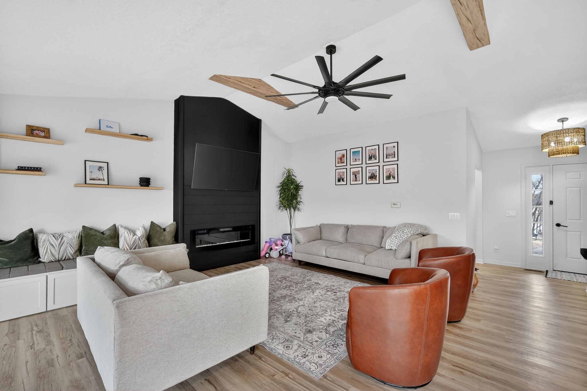 5128 Panorama Drive