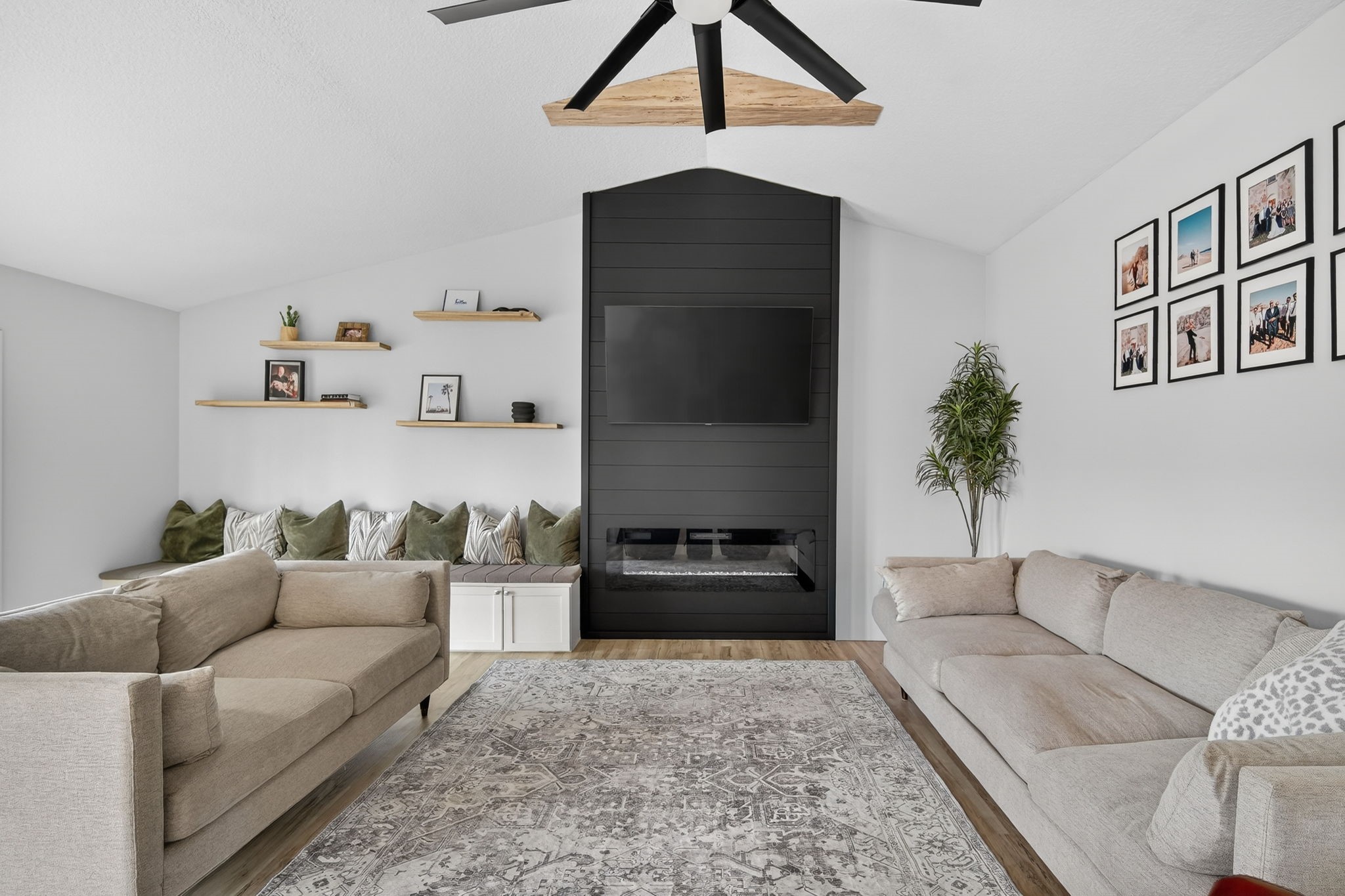5128 Panorama Drive
