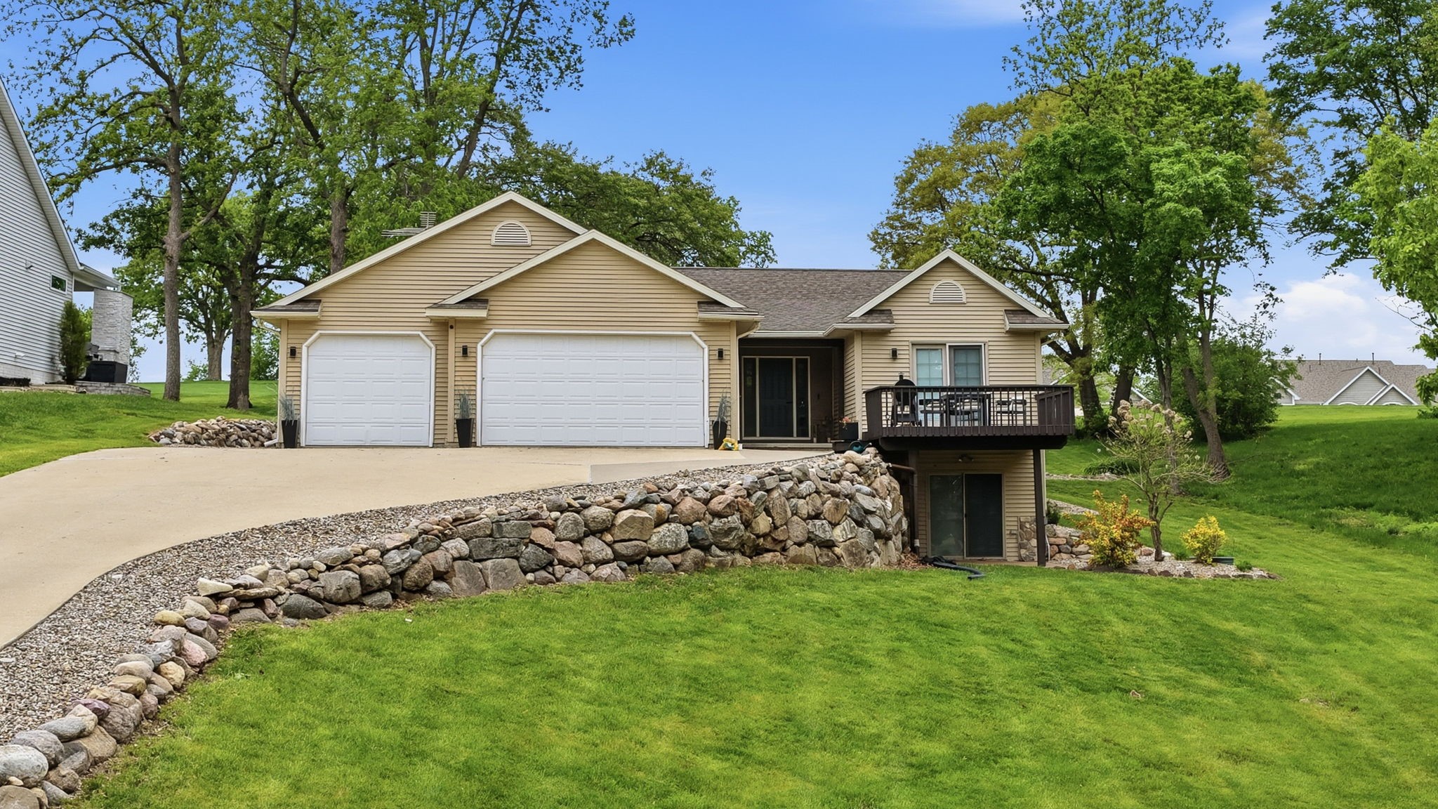 5128 Panorama Drive
