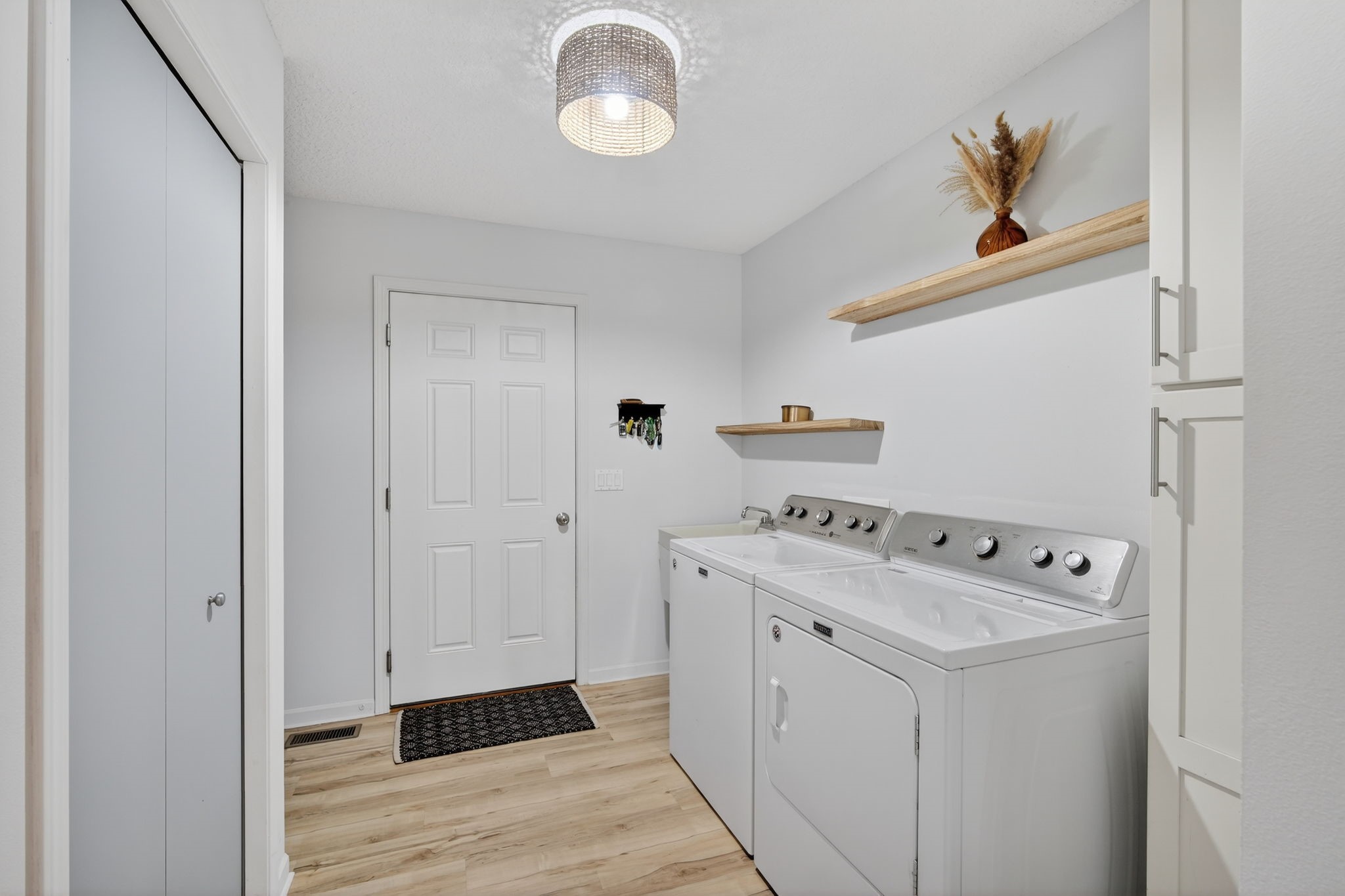 5128 Panorama Drive