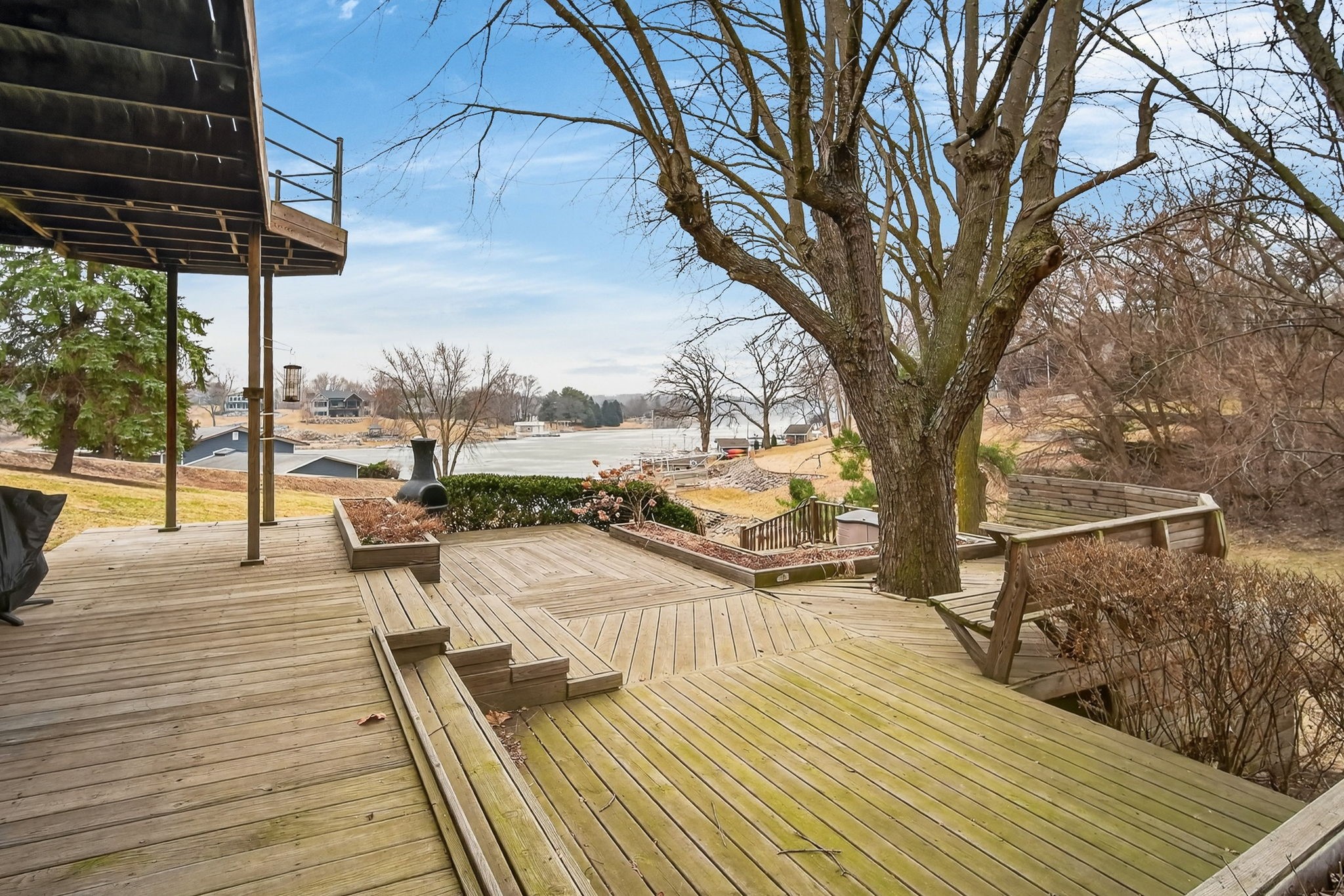5205 Perry Point