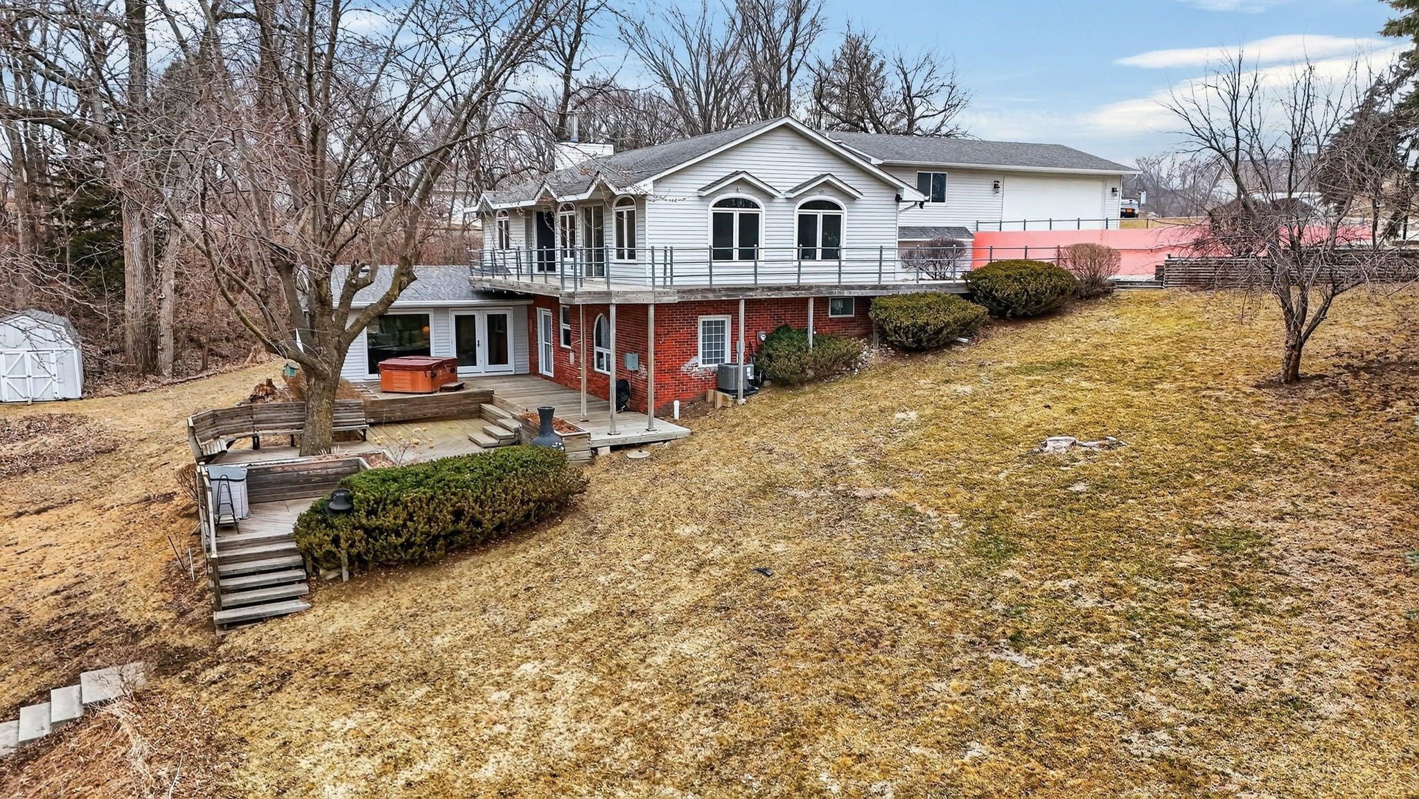 5205 Perry Point
