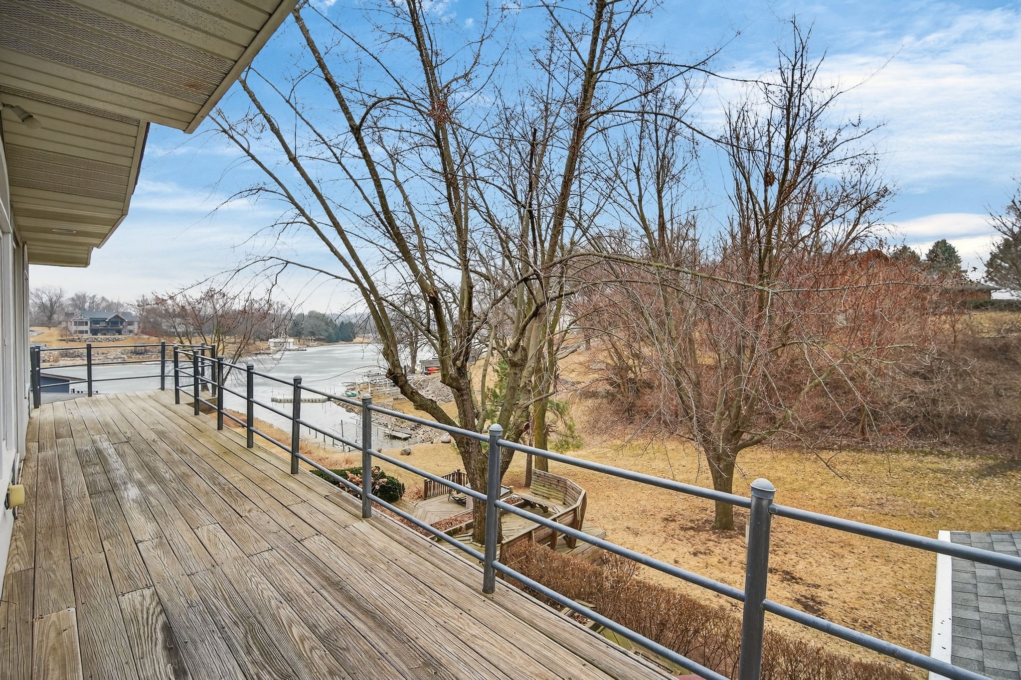 5205 Perry Point