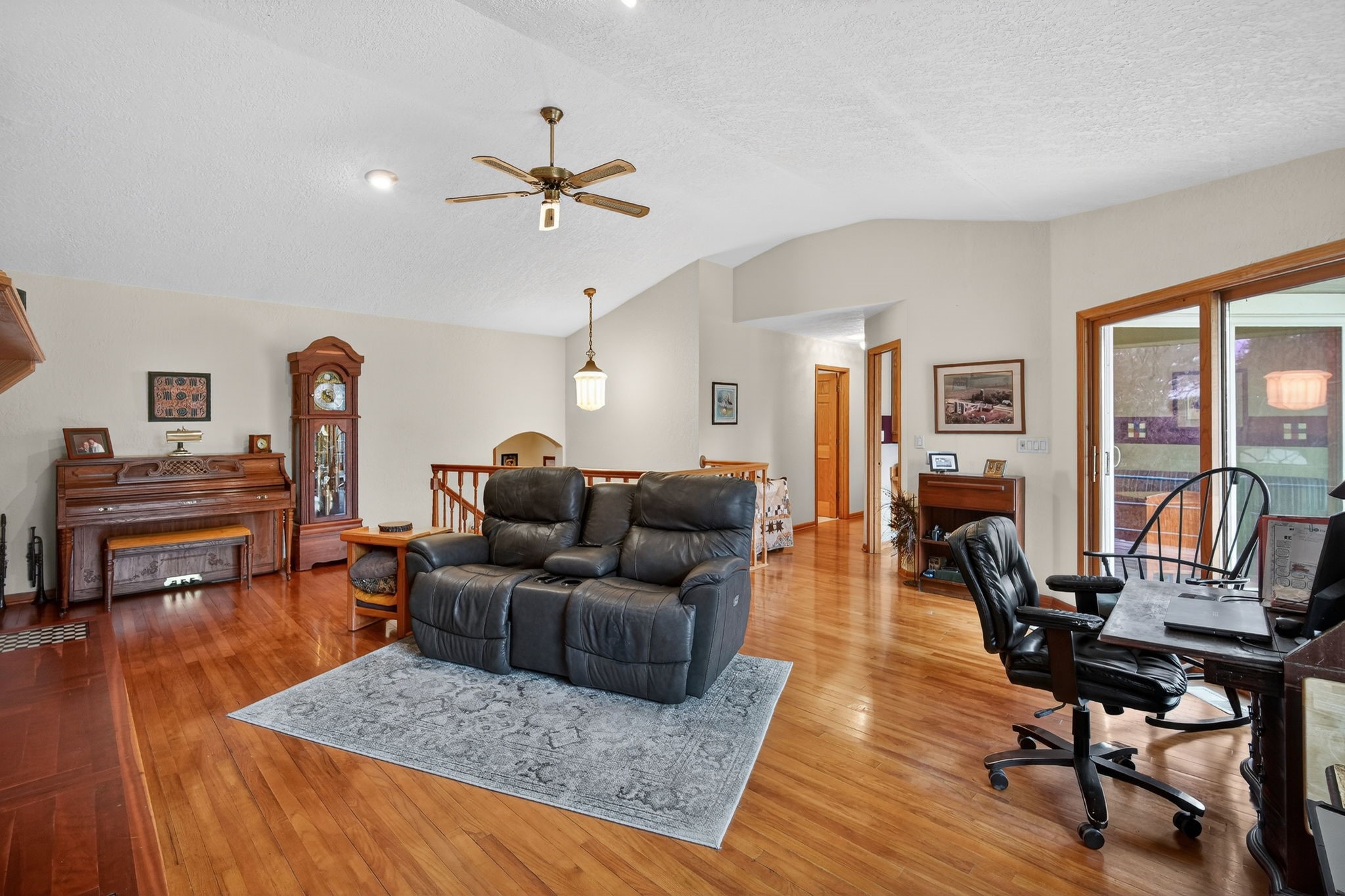5205 Perry Point