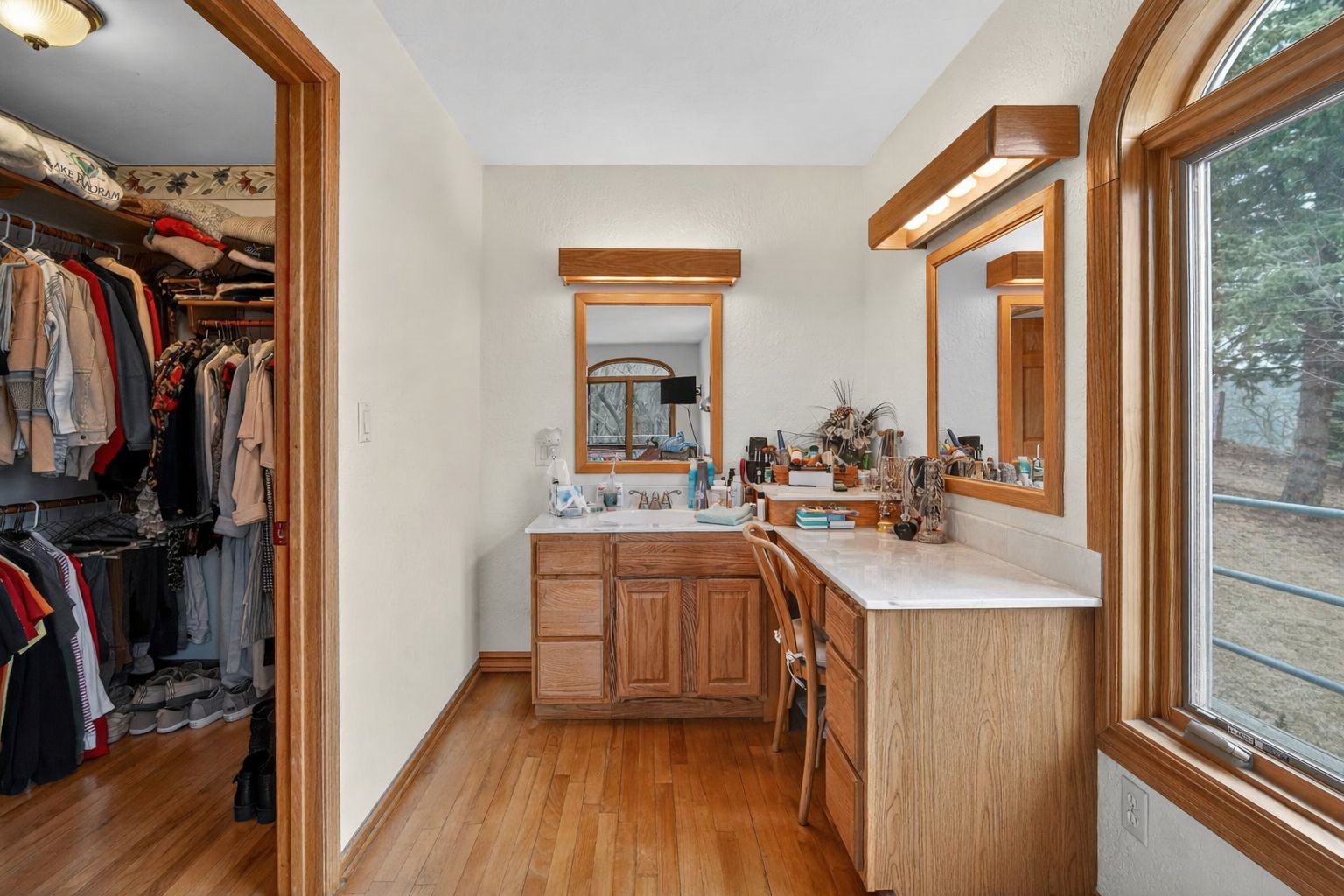 5205 Perry Point