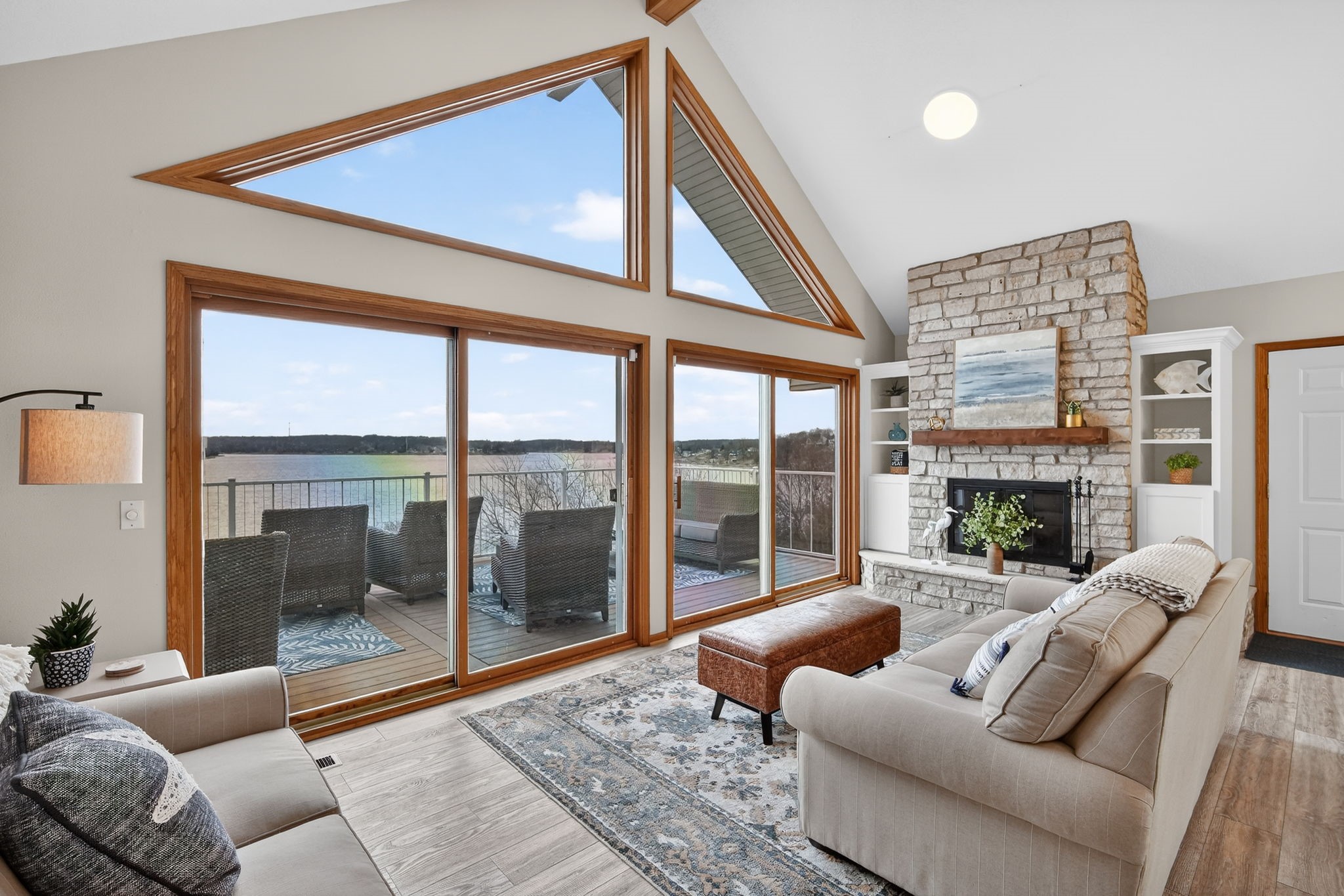 5339 Panorama Terrace