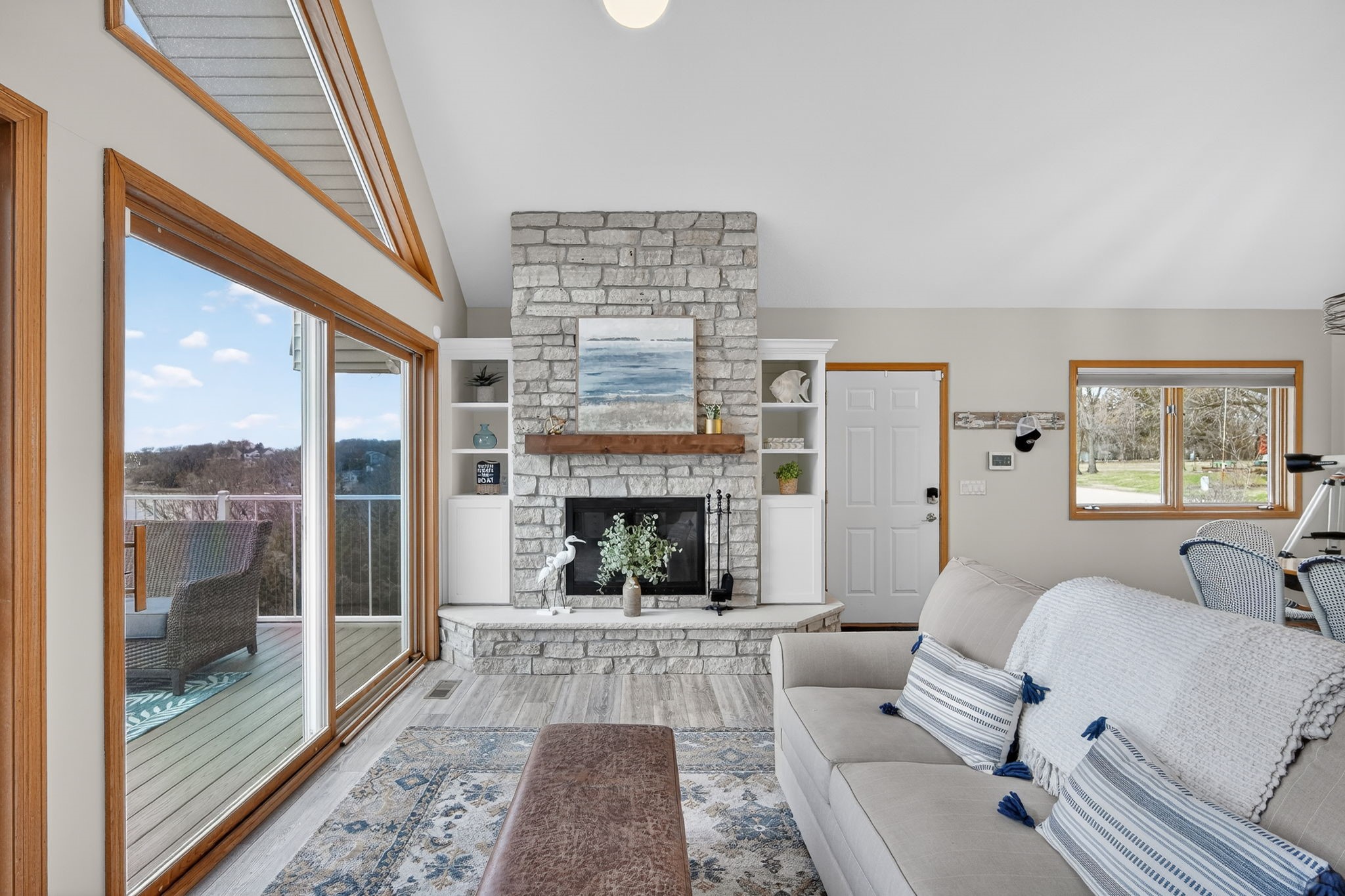 5339 Panorama Terrace