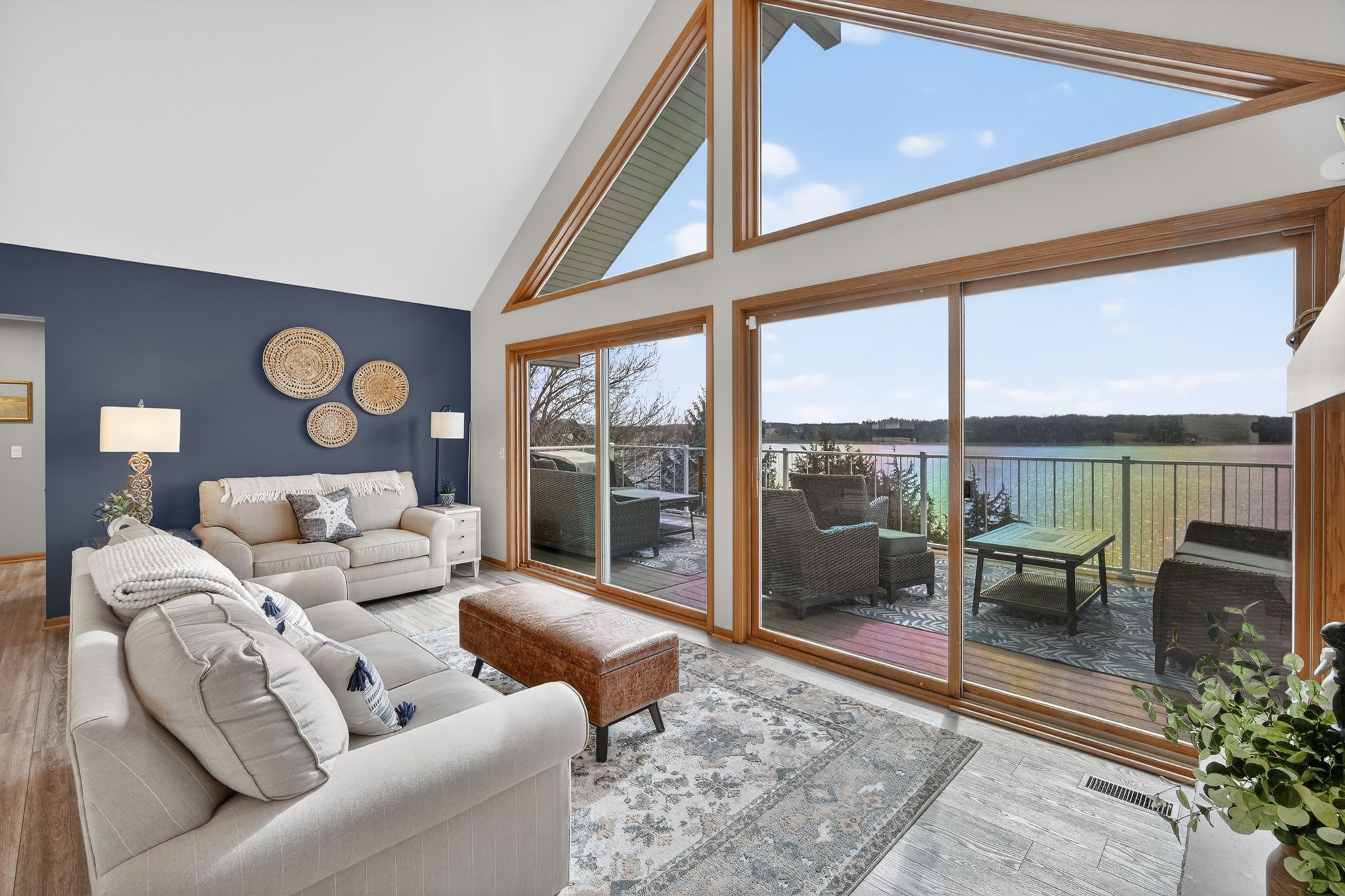 5339 Panorama Terrace