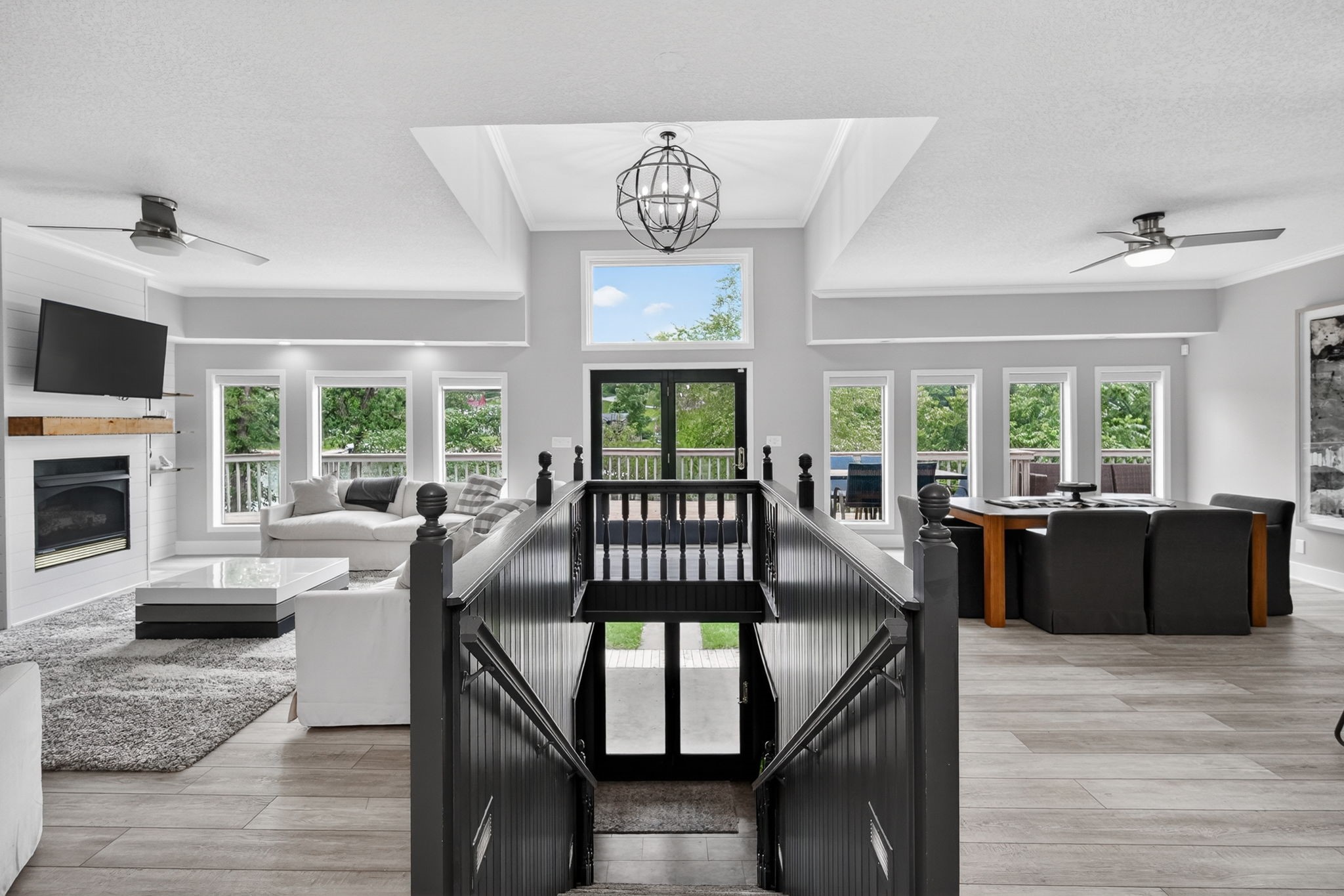 4185 Panorama Drive