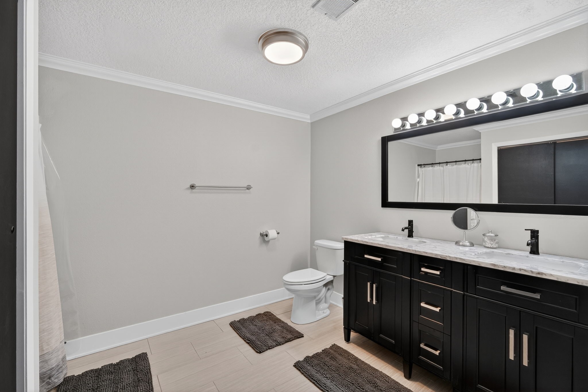 4185 Panorama Drive