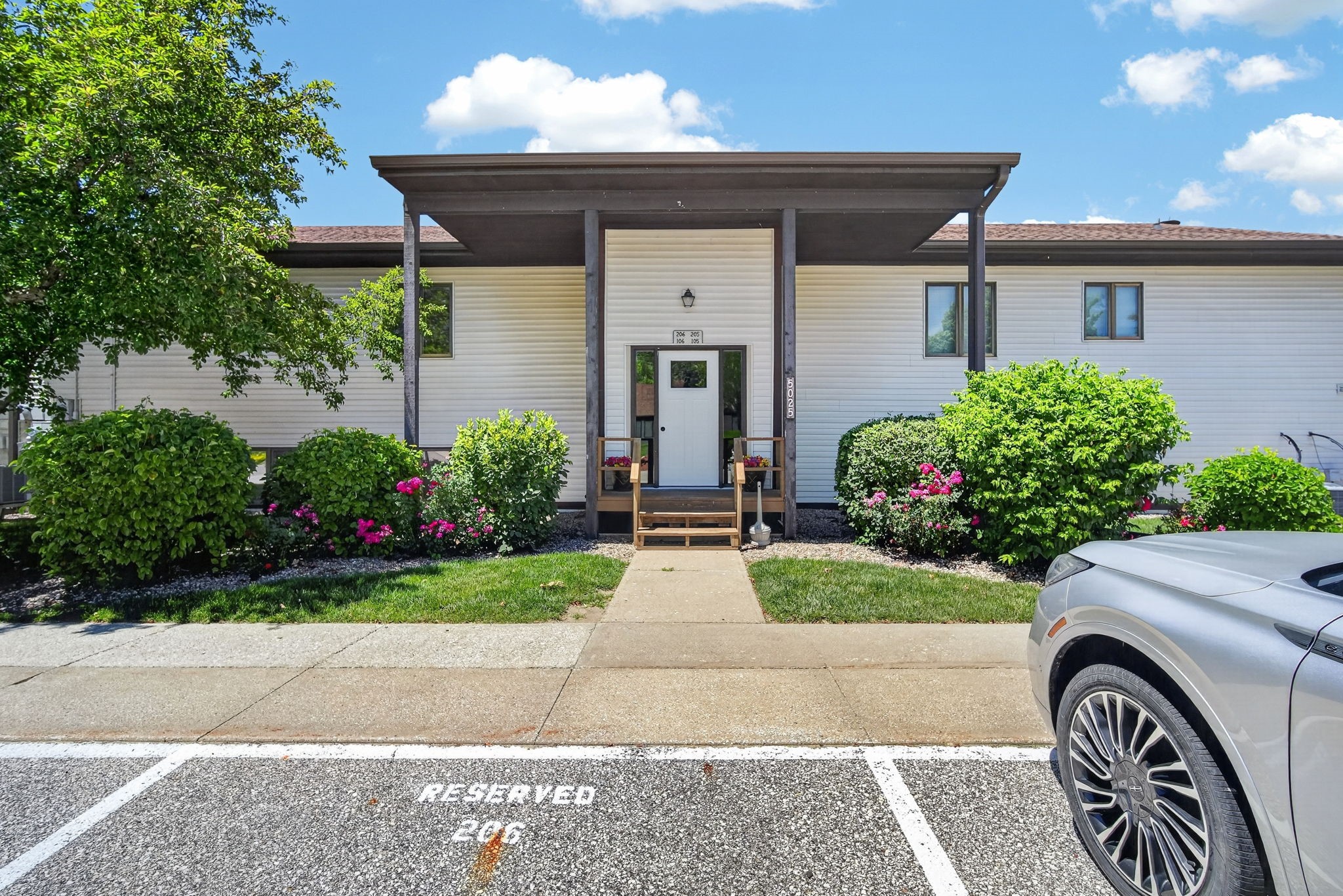 5025 Karen Drive 206