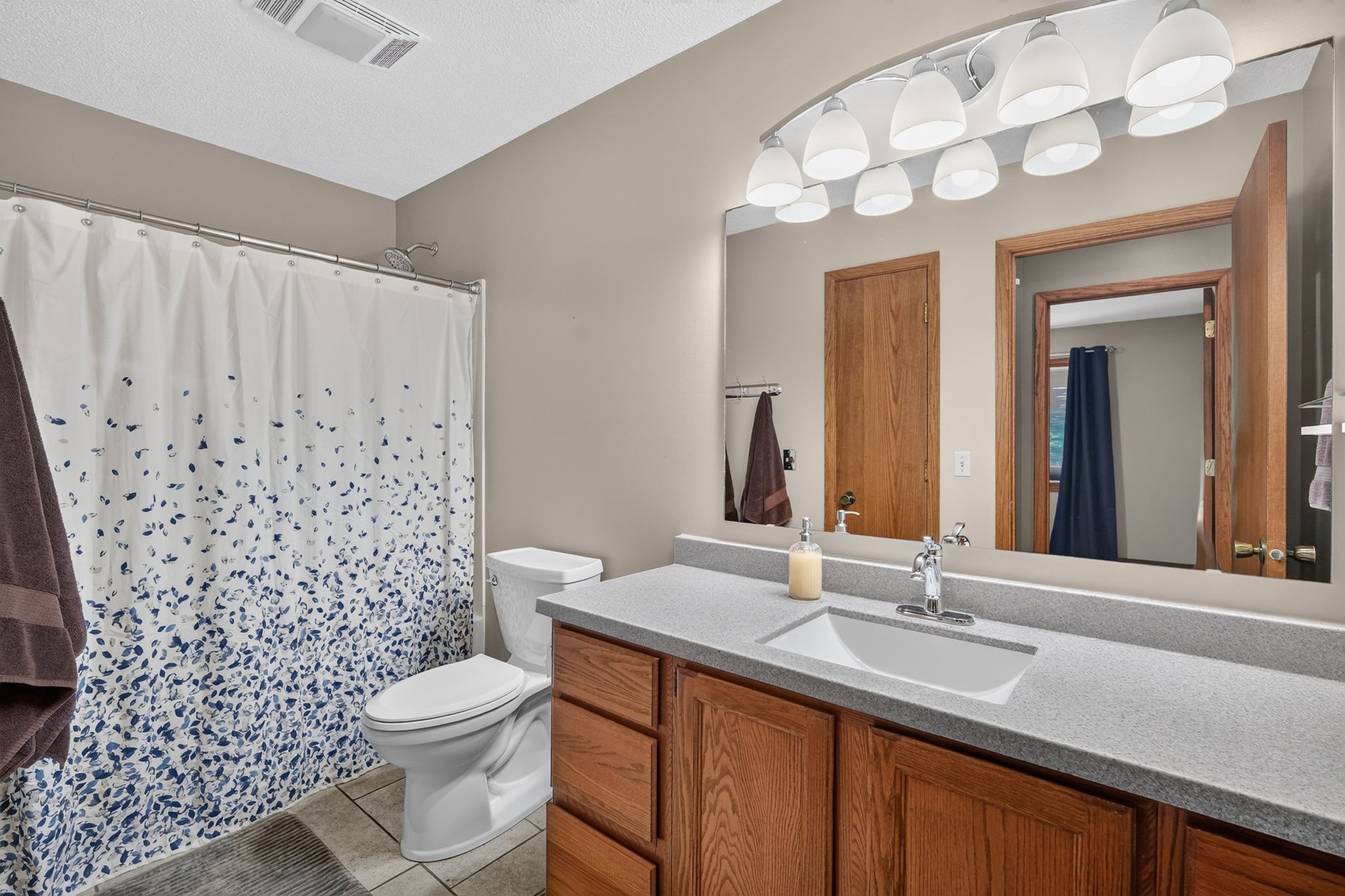 5025 Karen Drive 206