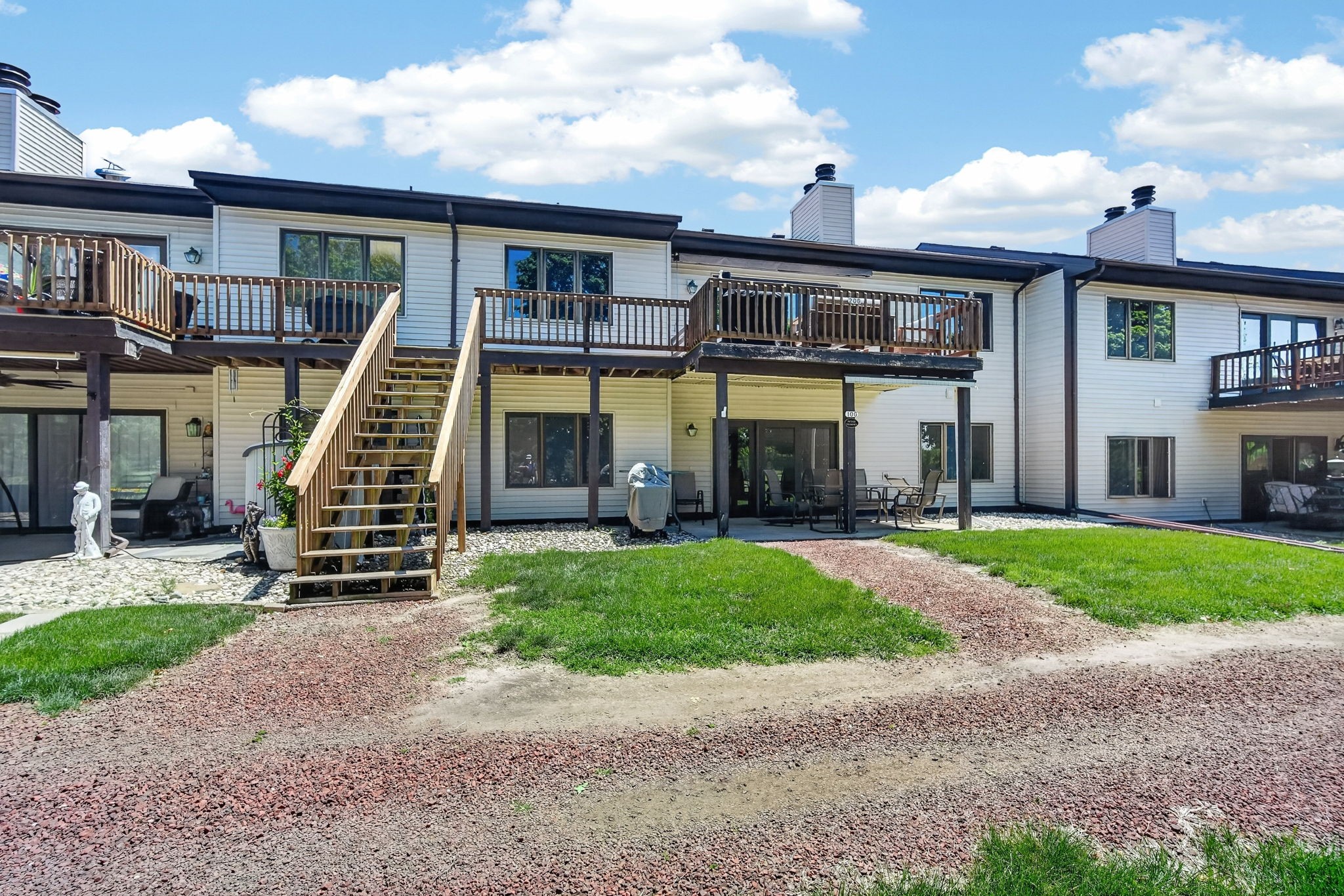 5025 Karen Drive 206