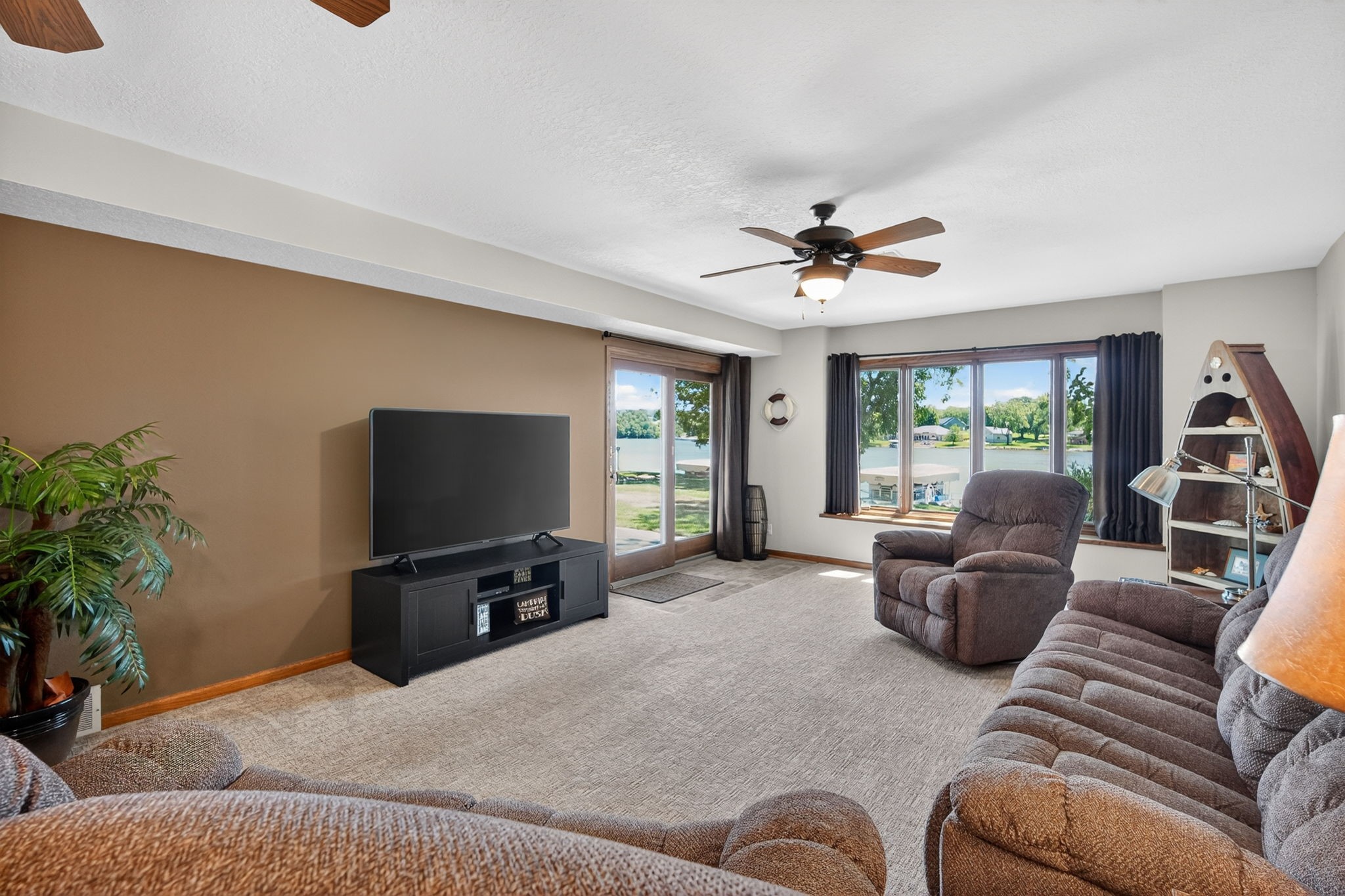 4301 Hickory Point