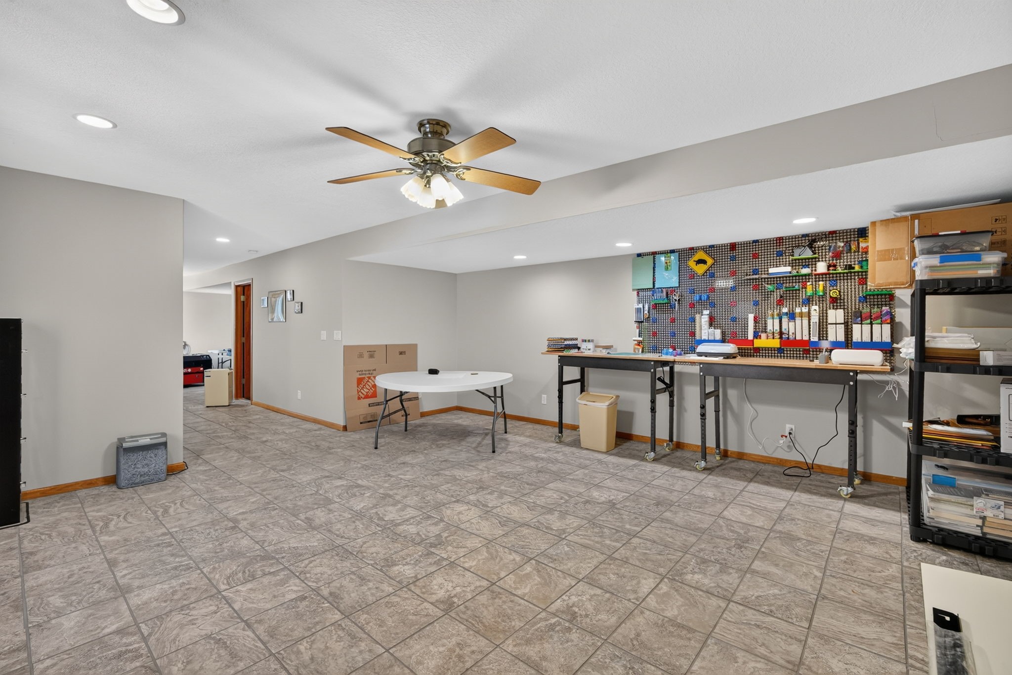 2215 SW WOODLAND Drive