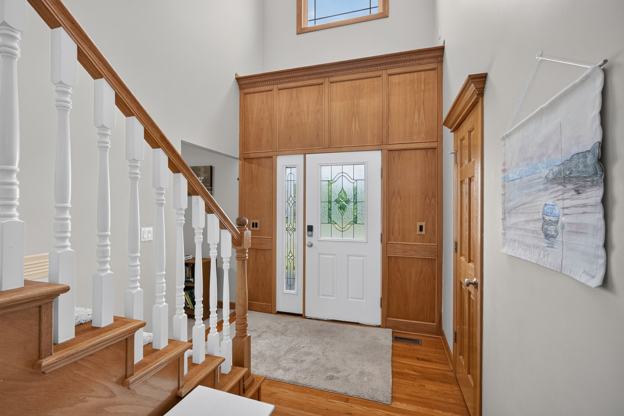 2215 SW WOODLAND Drive