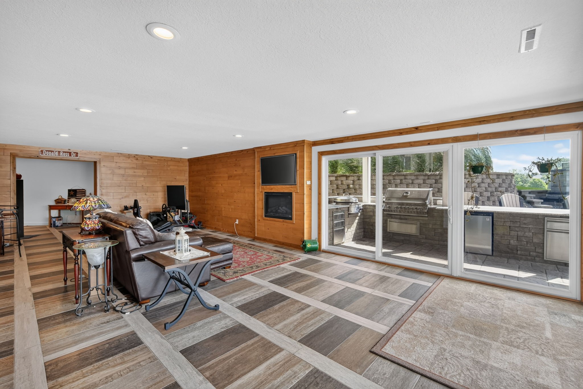 4503 Panorama Drive