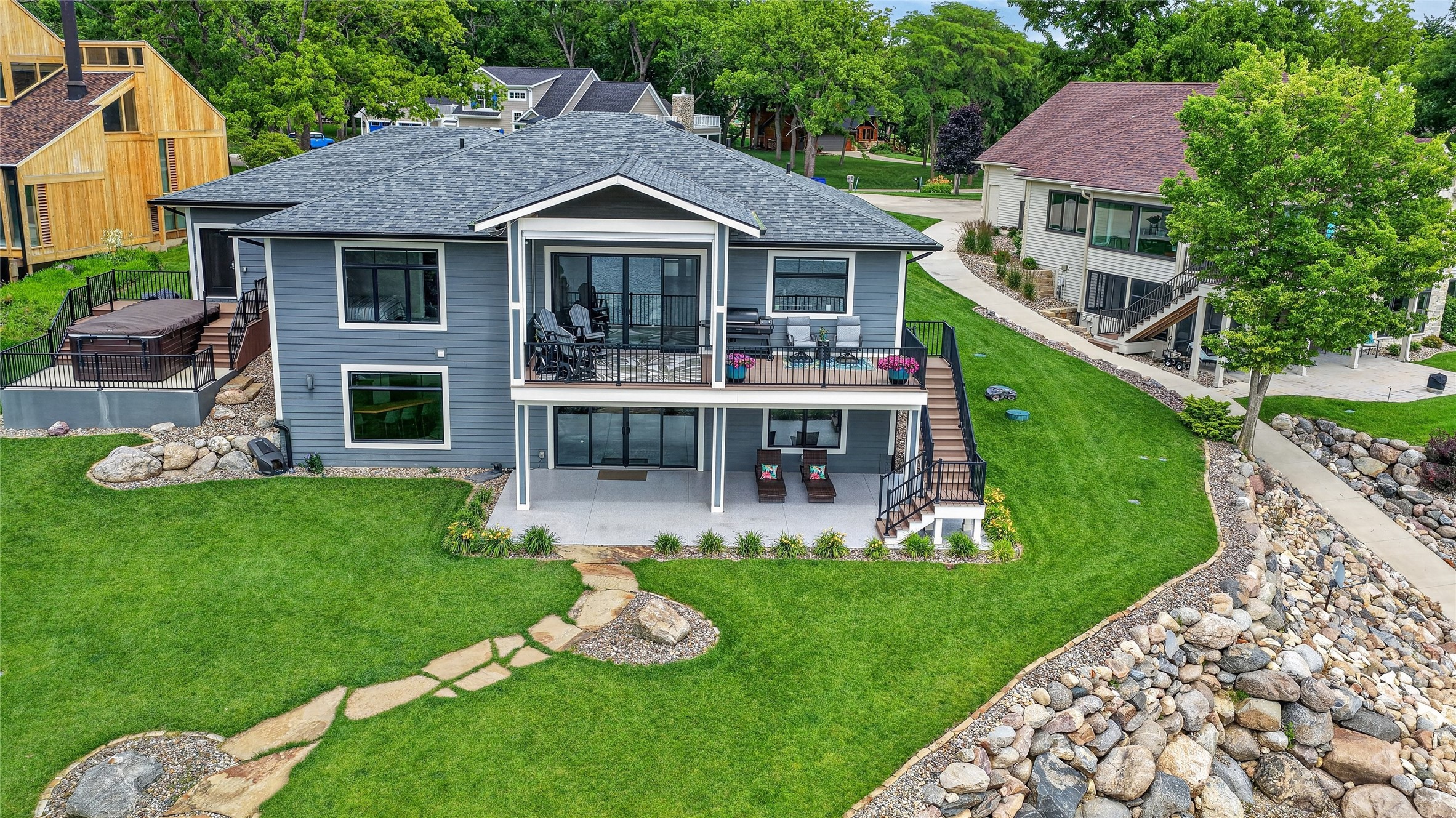 4815 Castle Point