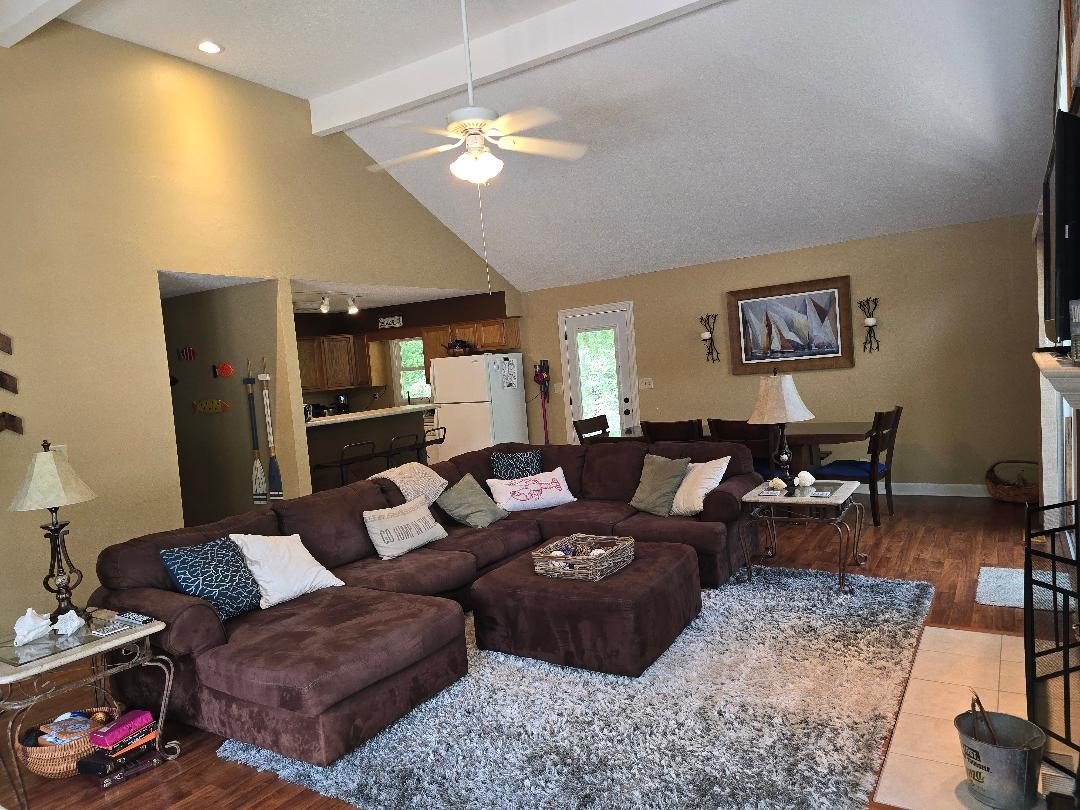 6808 Panorama Drive