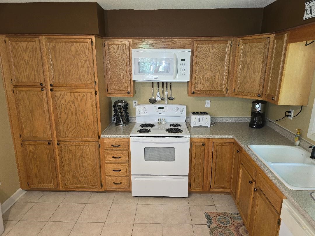 6808 Panorama Drive