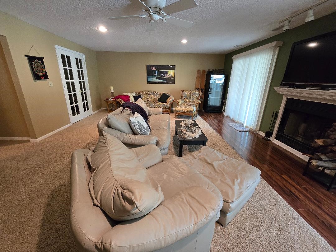 6808 Panorama Drive