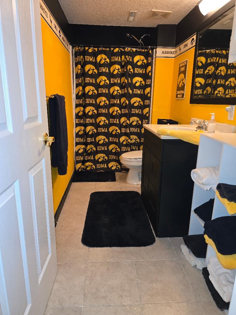 6808 Panorama Drive