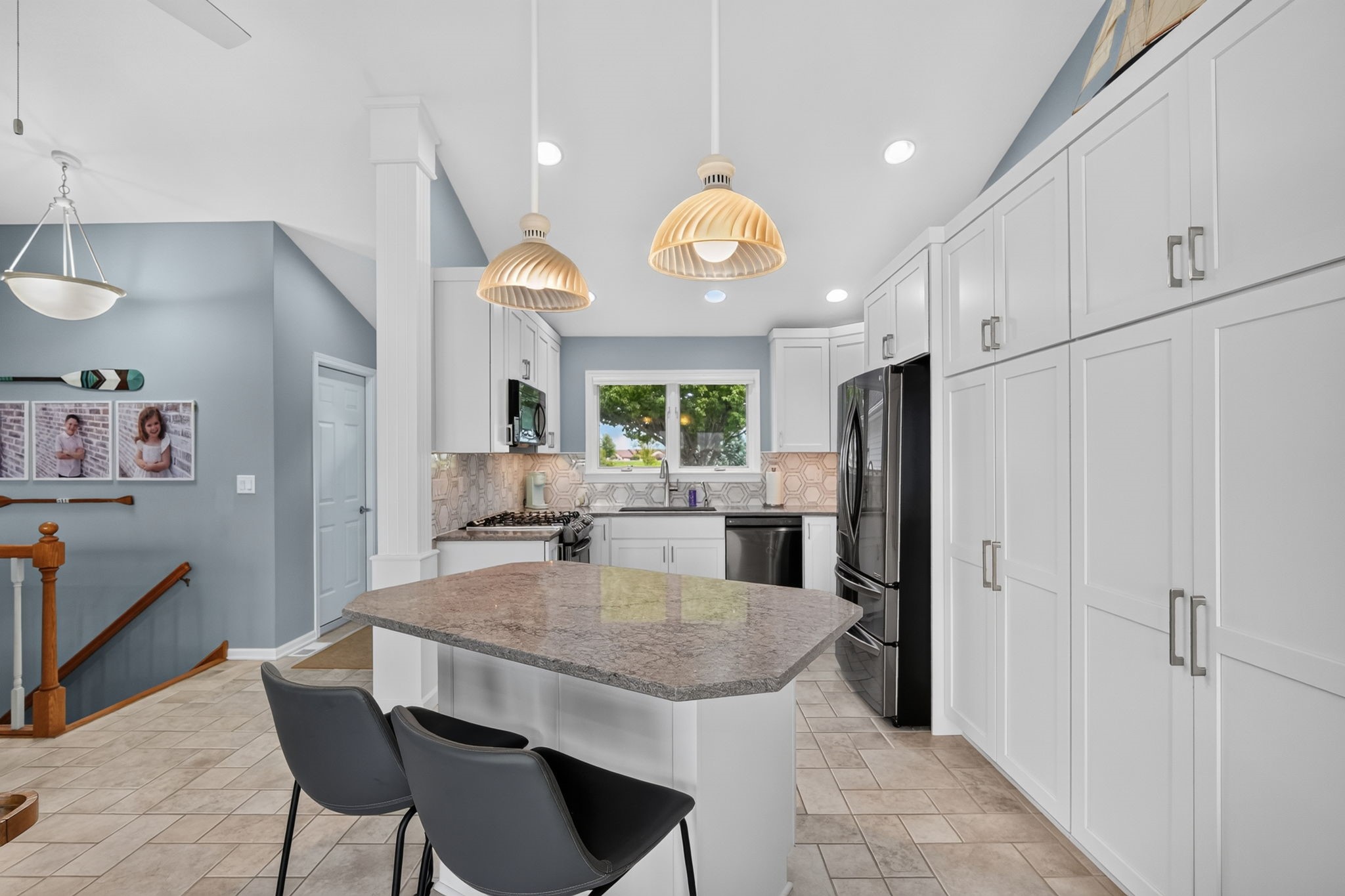 5421 Chimra Road 2
