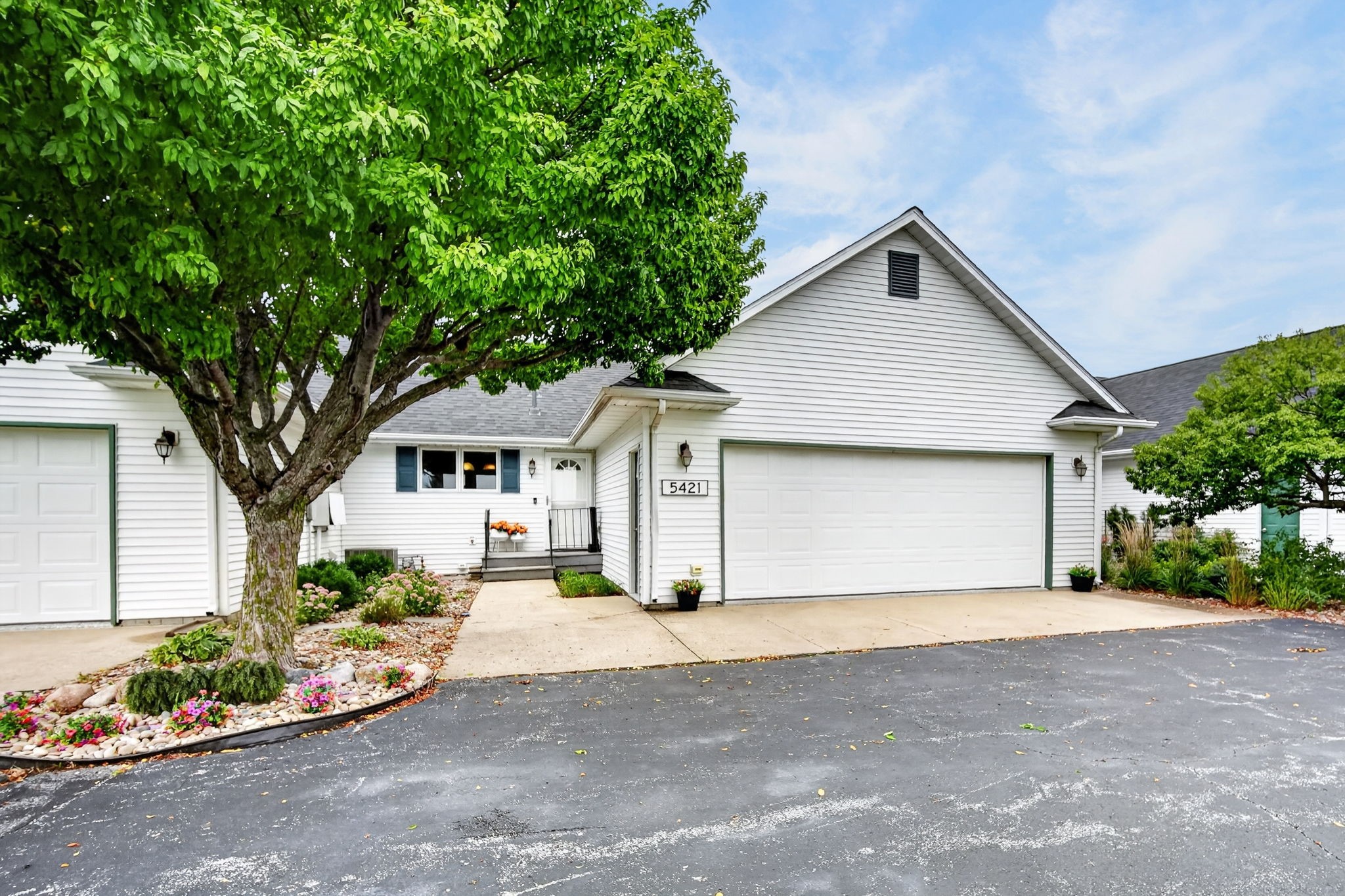 5421 Chimra Road 2