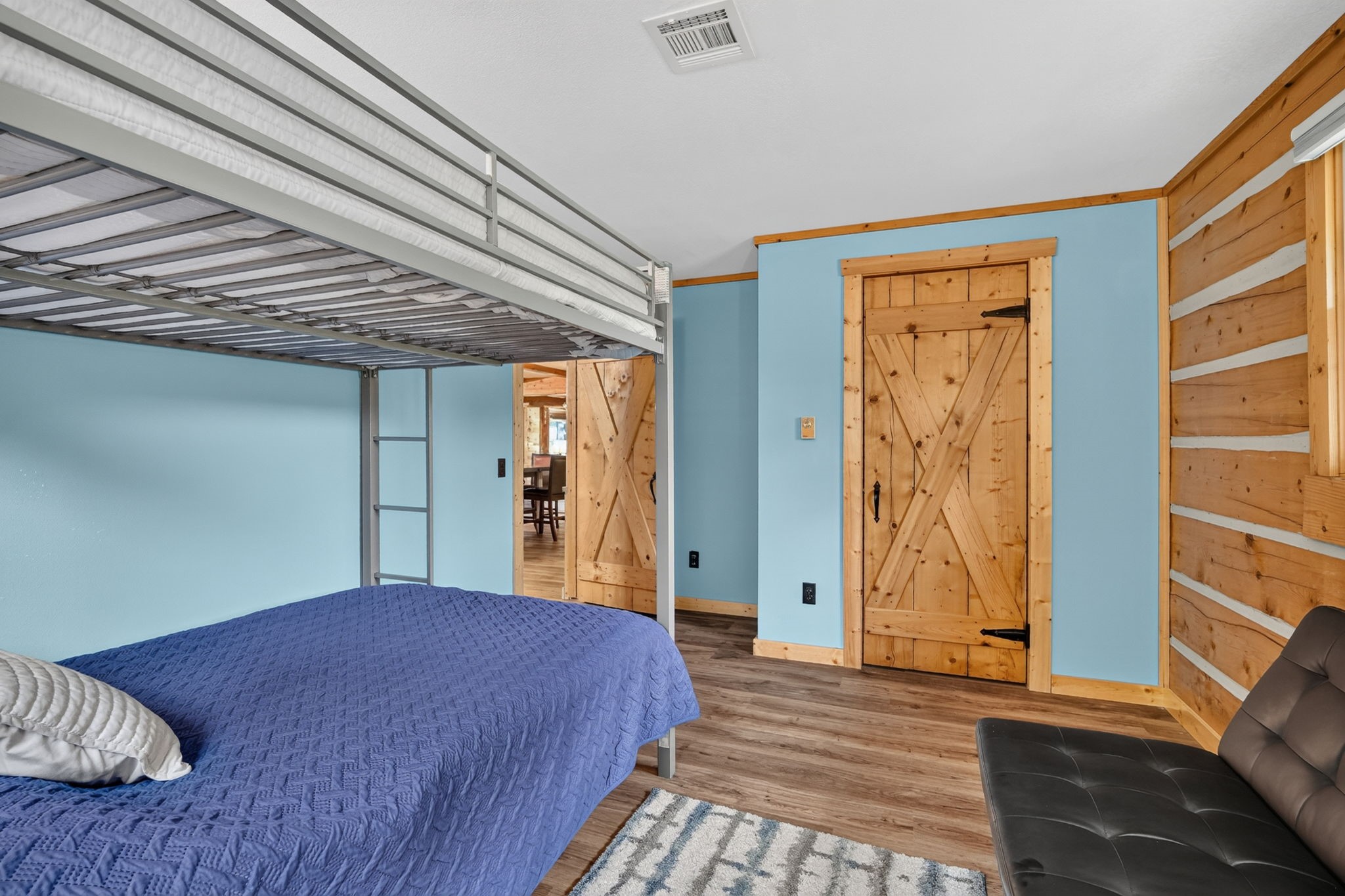 4647 Panorama Drive