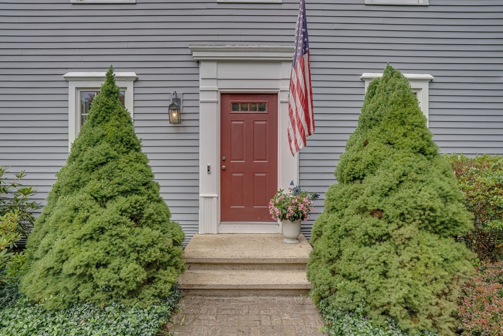 115 Meadow Lane