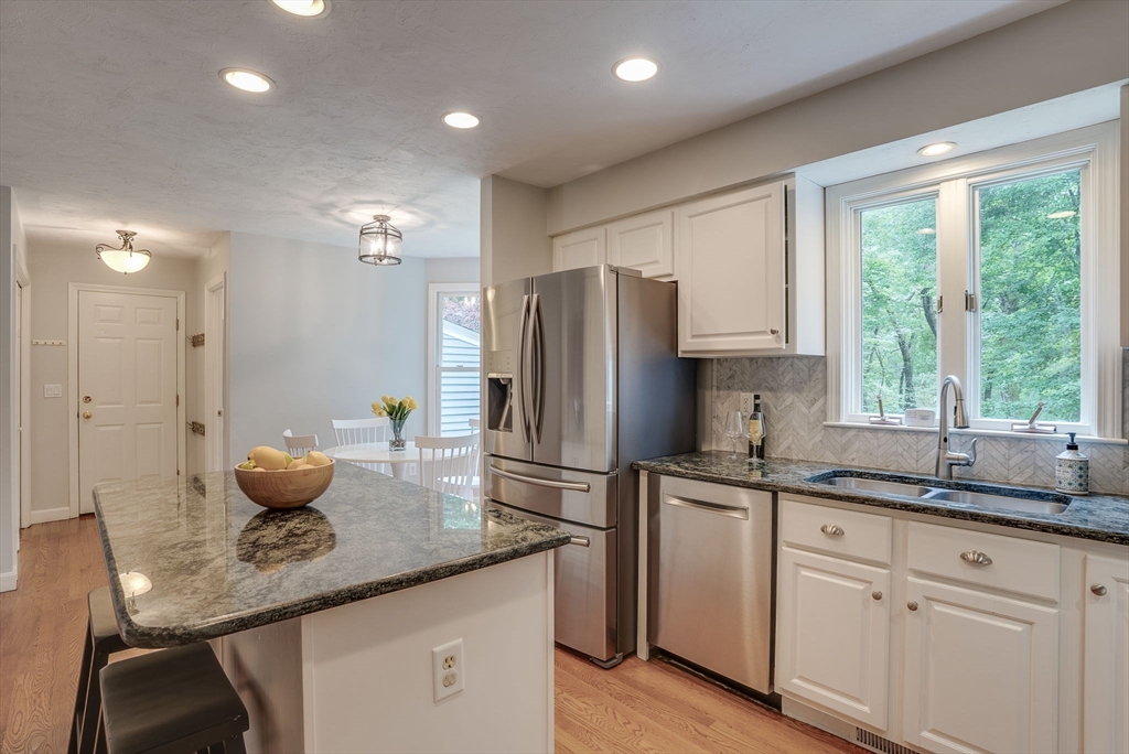 115 Meadow Lane