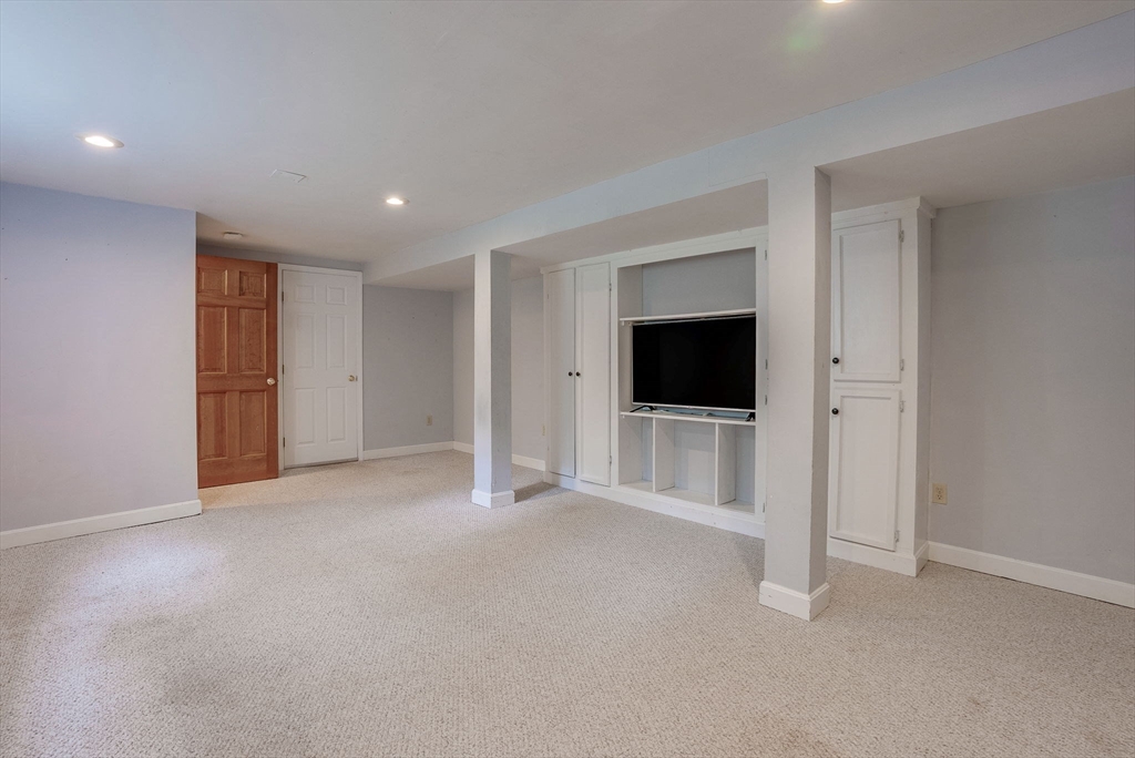 115 Meadow Lane