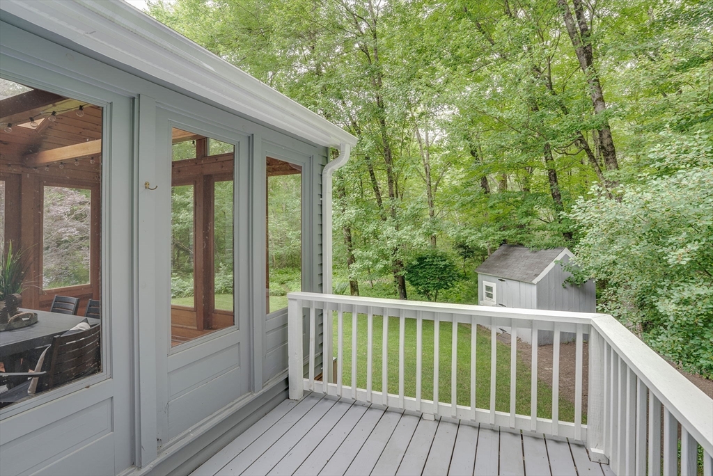 115 Meadow Lane