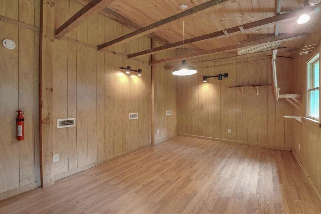 115 Meadow Lane