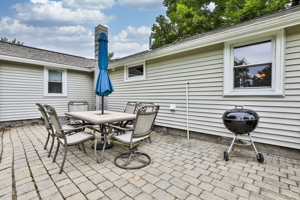 206 Snake Hill Rd