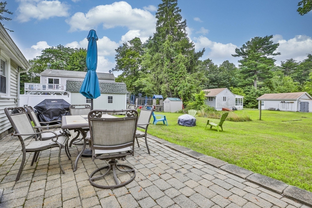 206 Snake Hill Rd