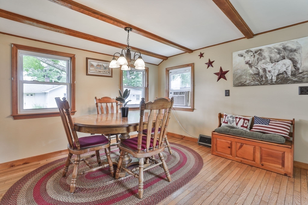 206 Snake Hill Rd