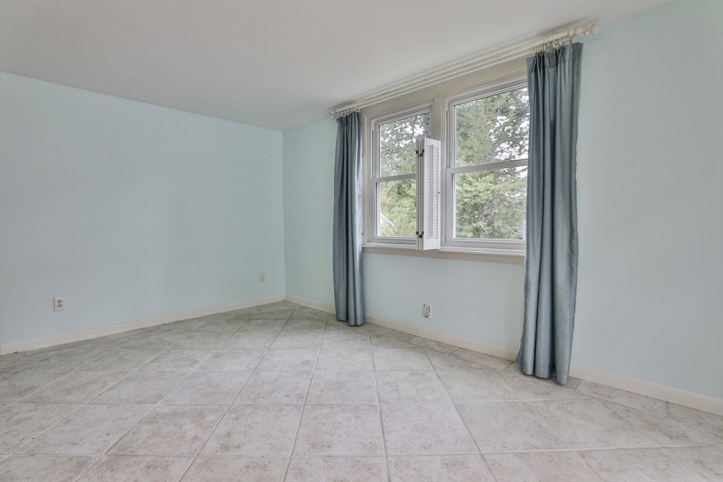 32 Silver Hill Road