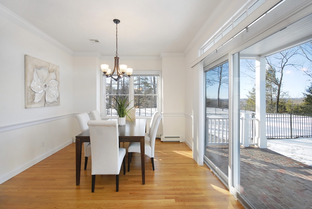 45 Kettle Hole Rd