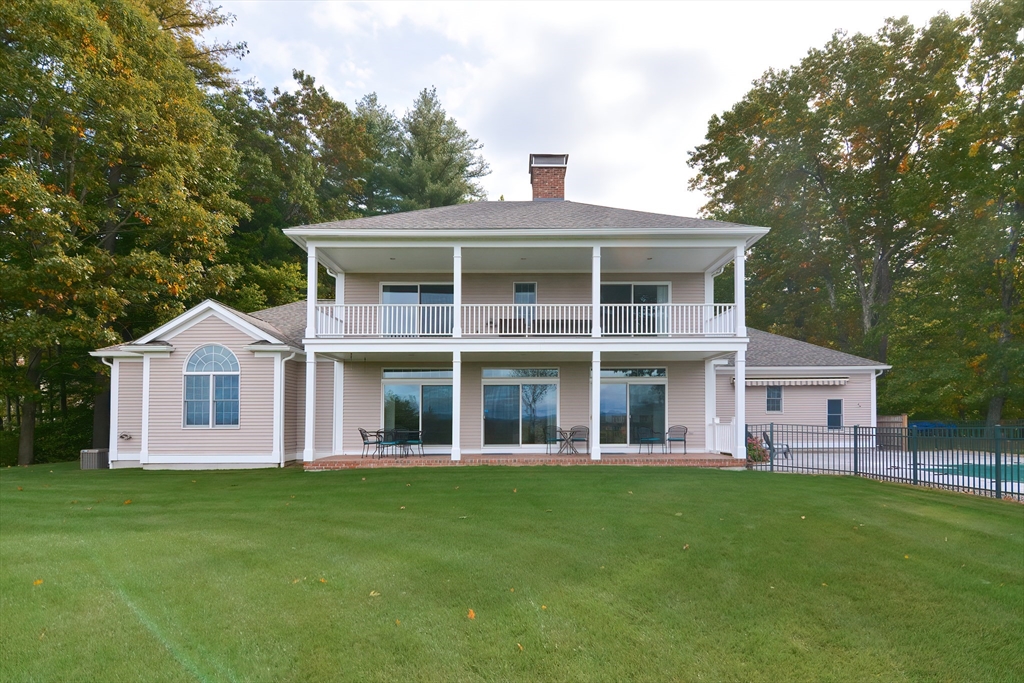 45 Kettle Hole Rd
