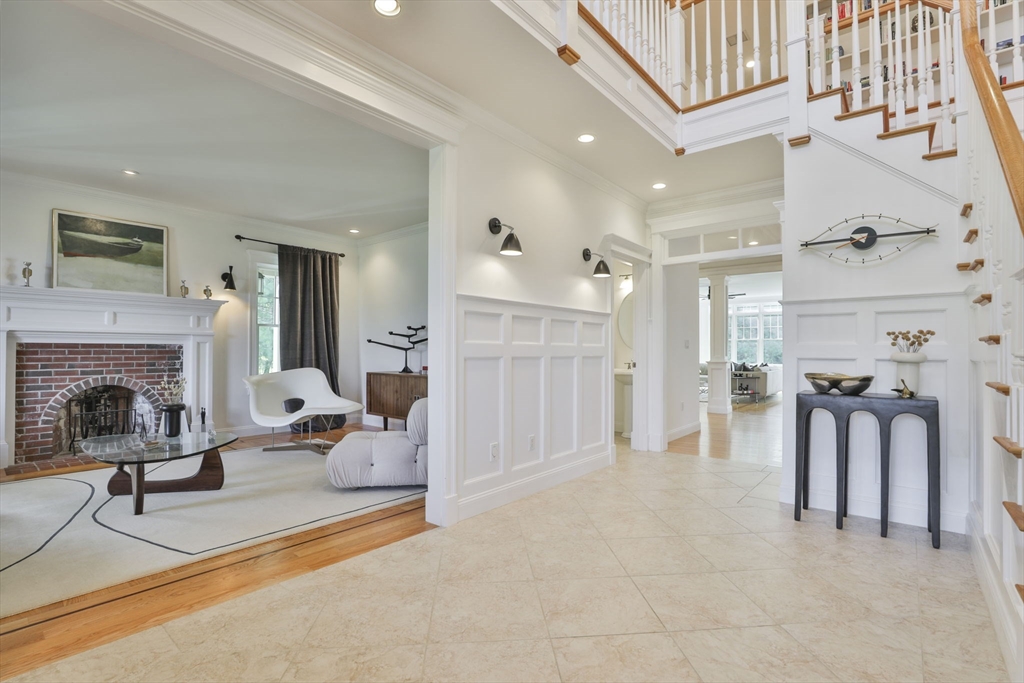 108 Oak Trail