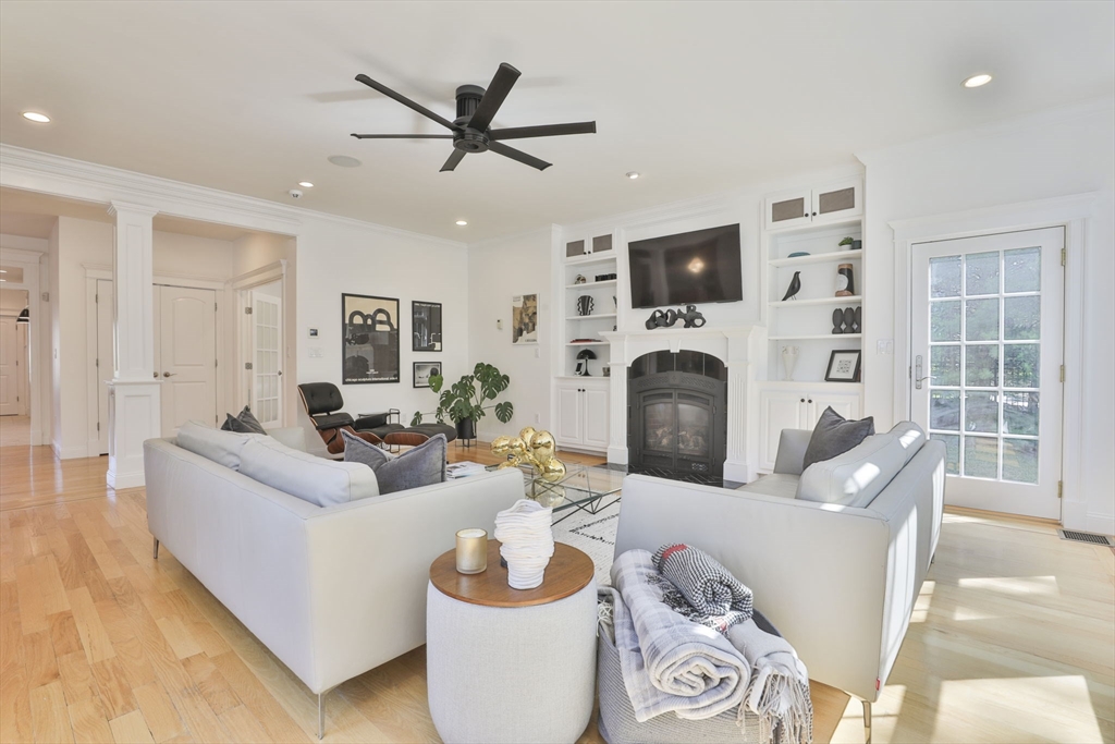 108 Oak Trail